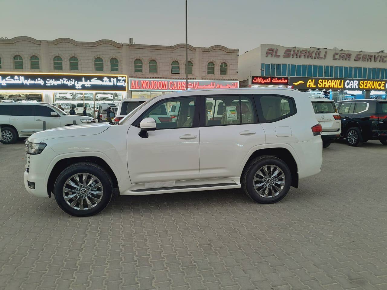  تويوتا لاندكروزر استيشن   (GXR 4.0)