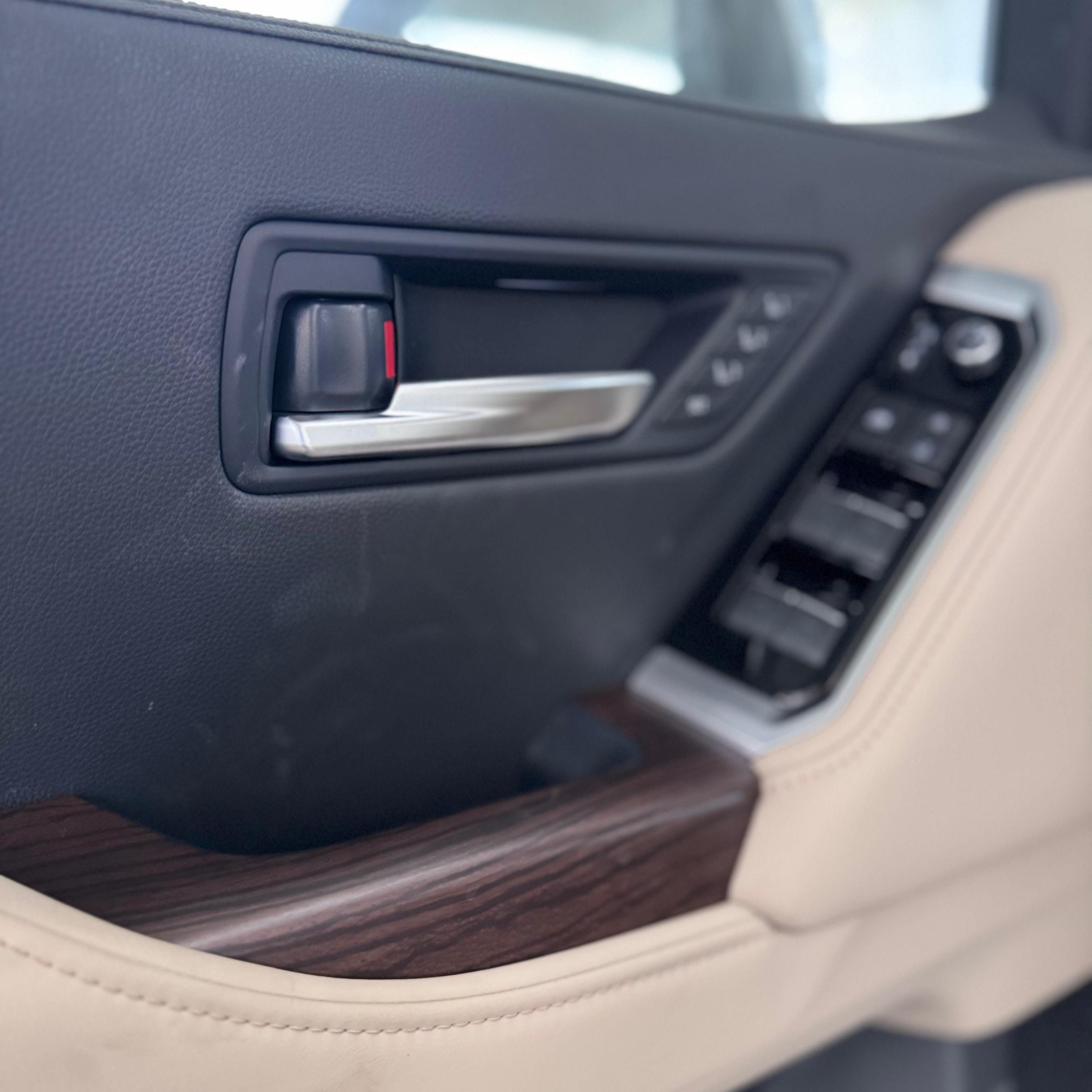 LAND CRUISER_VXR_2025