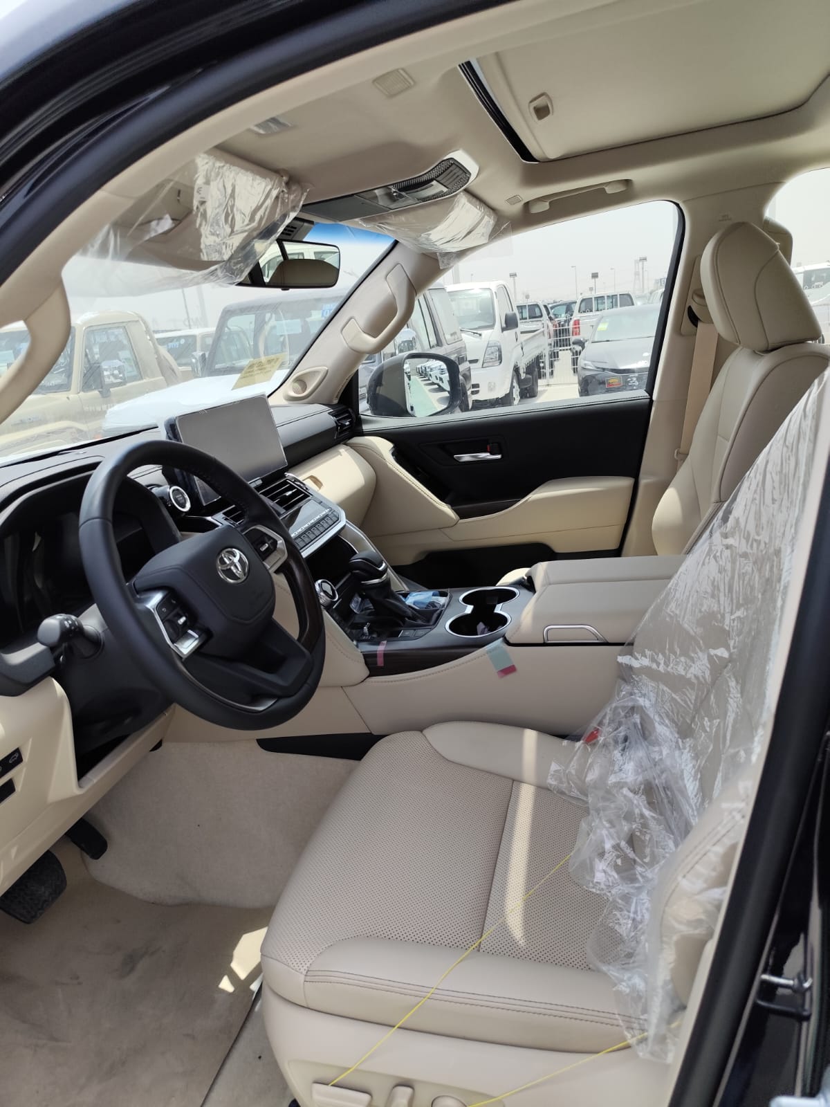 TOYOTA LAND CRUSHER  GXR 2025  FULL OPTION 