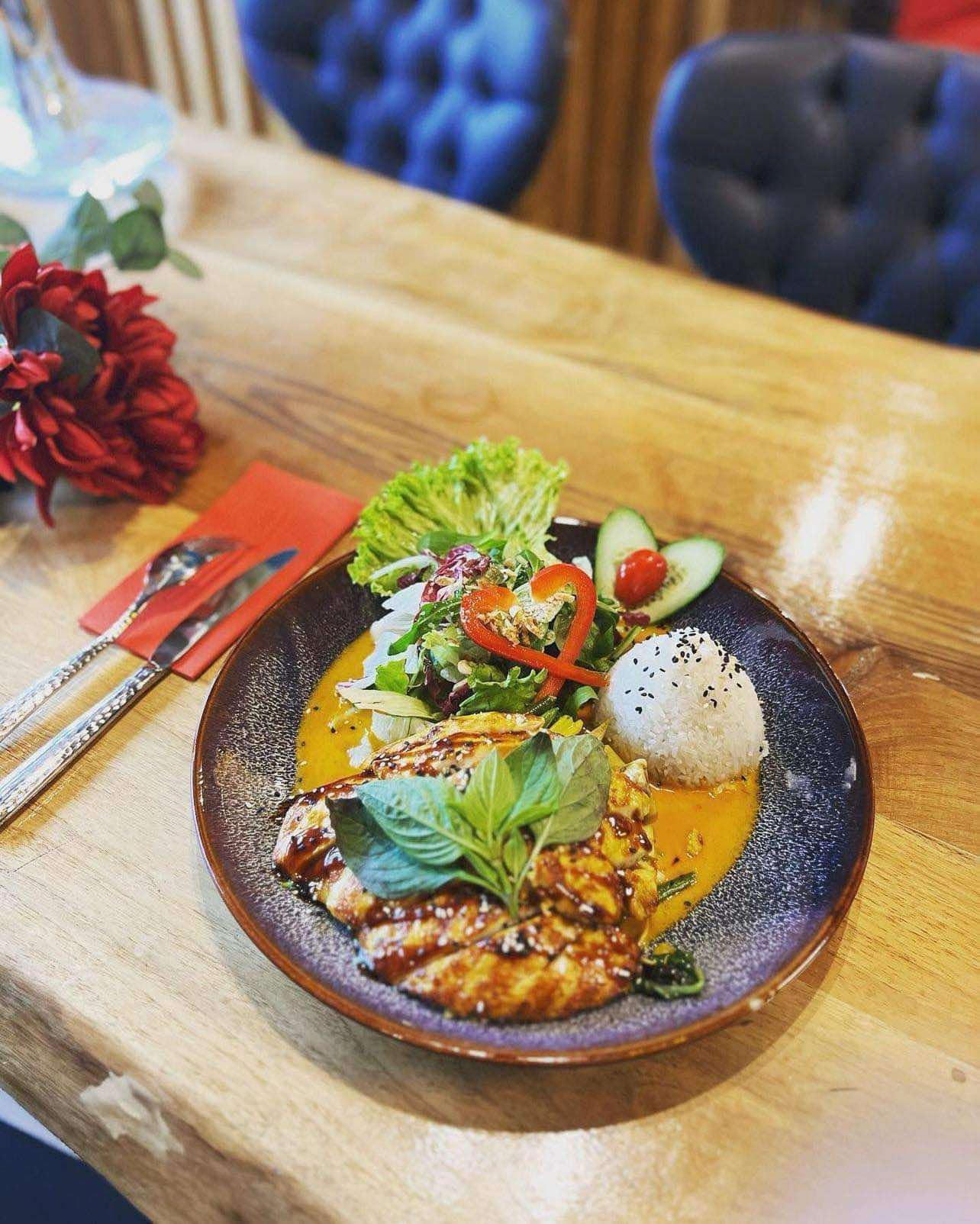 MANGO SOßE MIT REIS 