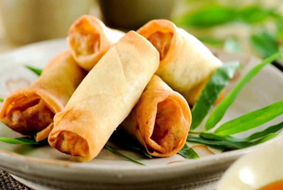 10 .CHA GIO VIET NAM Frühlingsrollen (6 Stk.) 