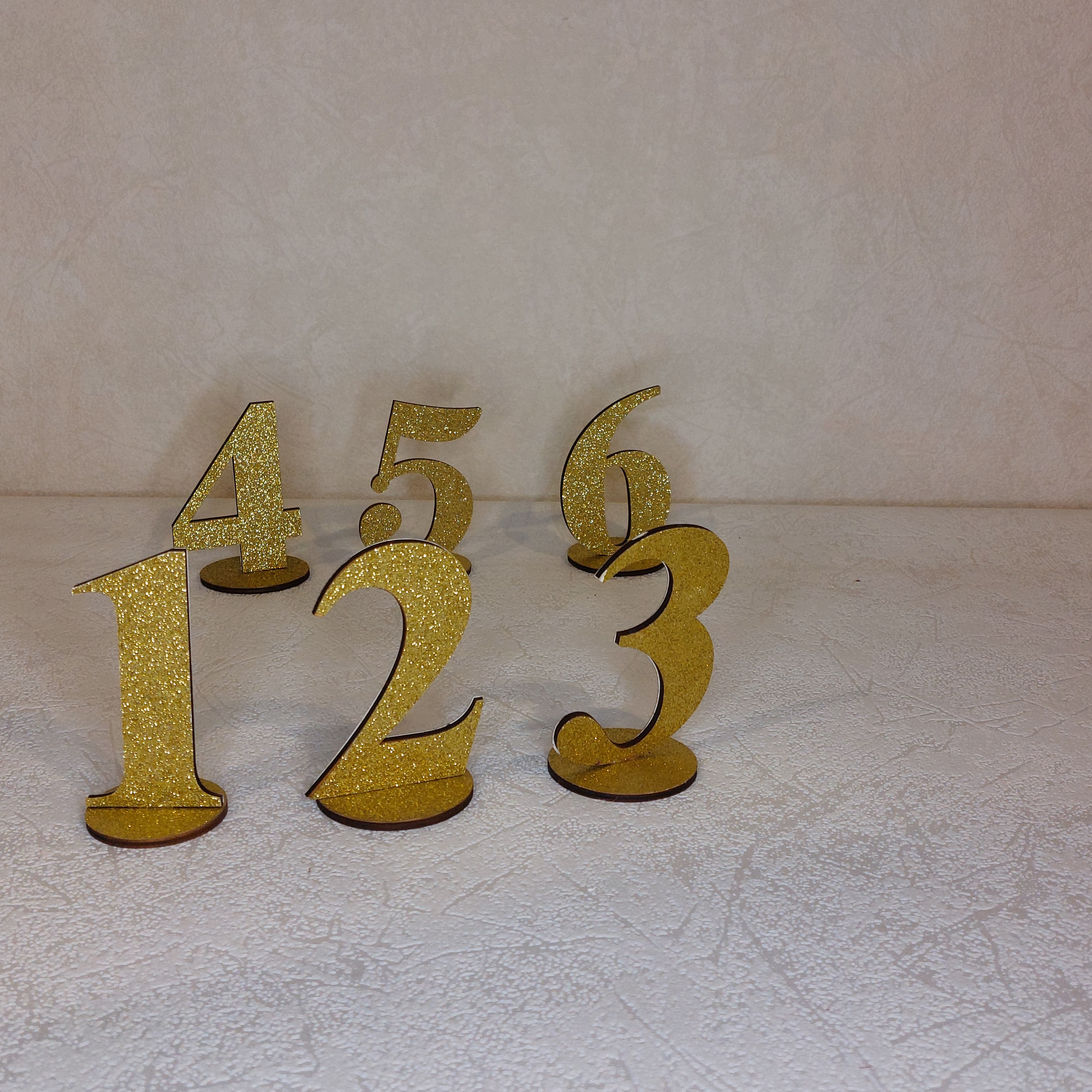 Auksiniai blizgūs skaičiai