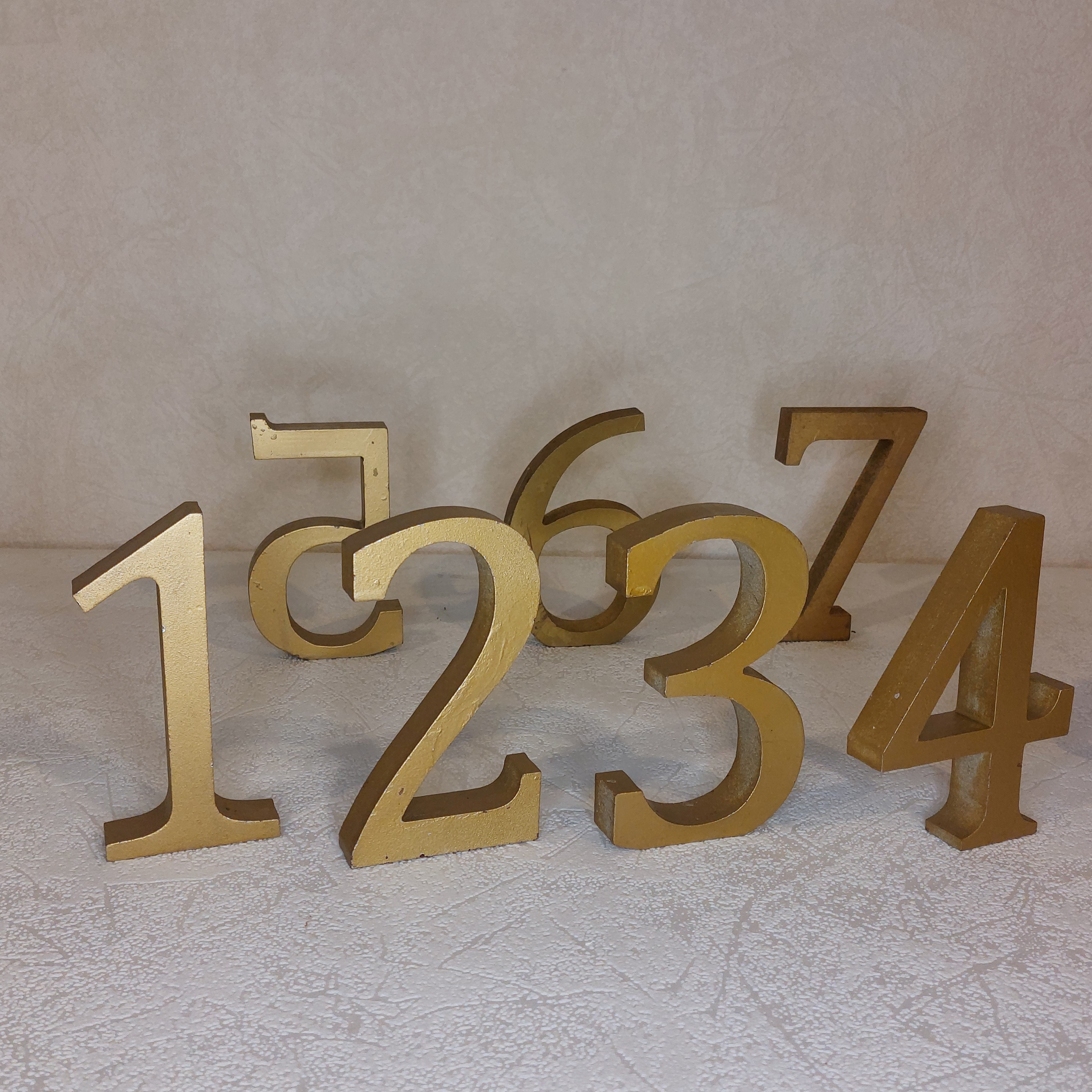 Auksiniai mediniai skaičiai