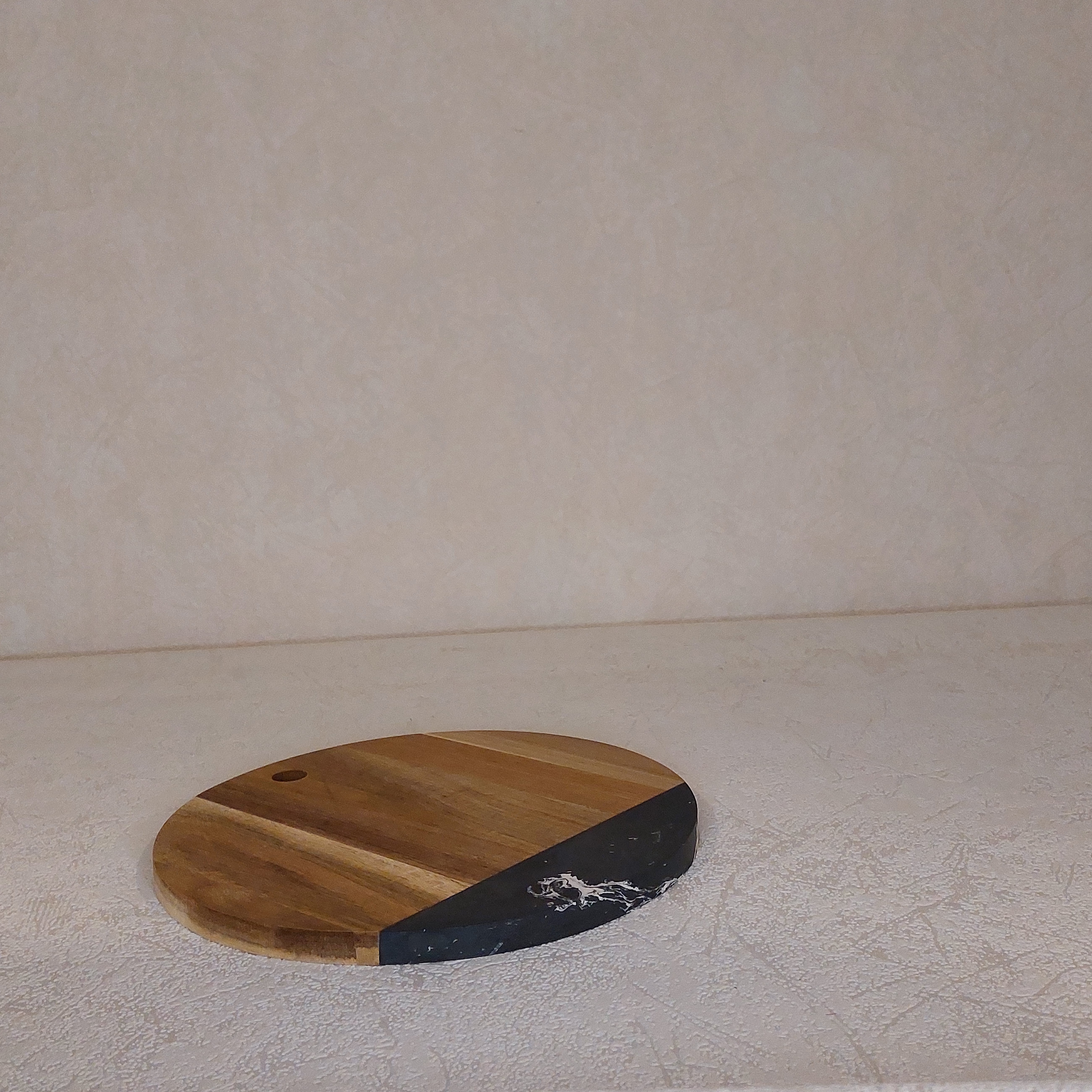 Medinis padėklas su juodu krašteliu nr.2