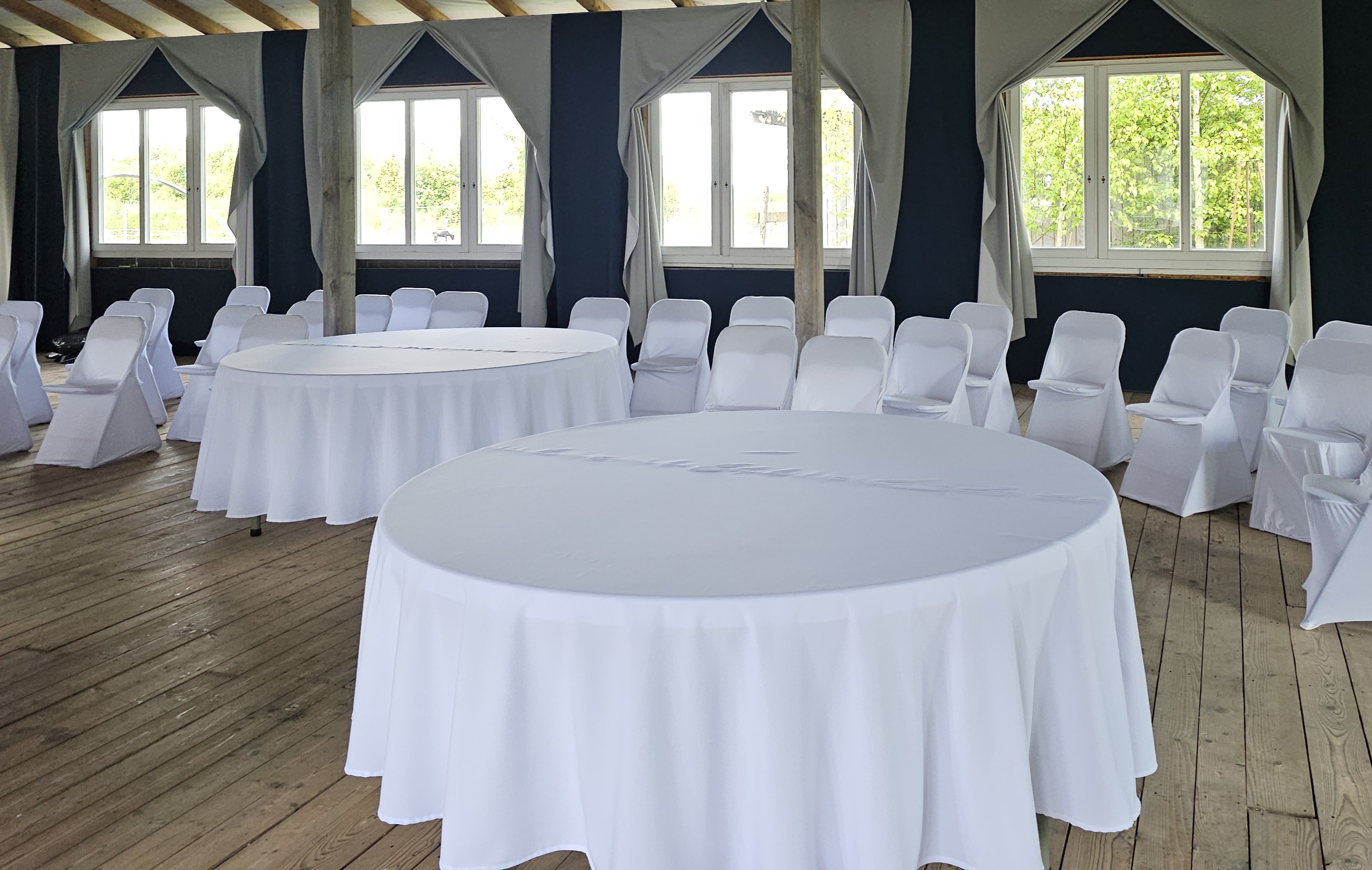 Apvalūs sulankstomas stalas 180x74