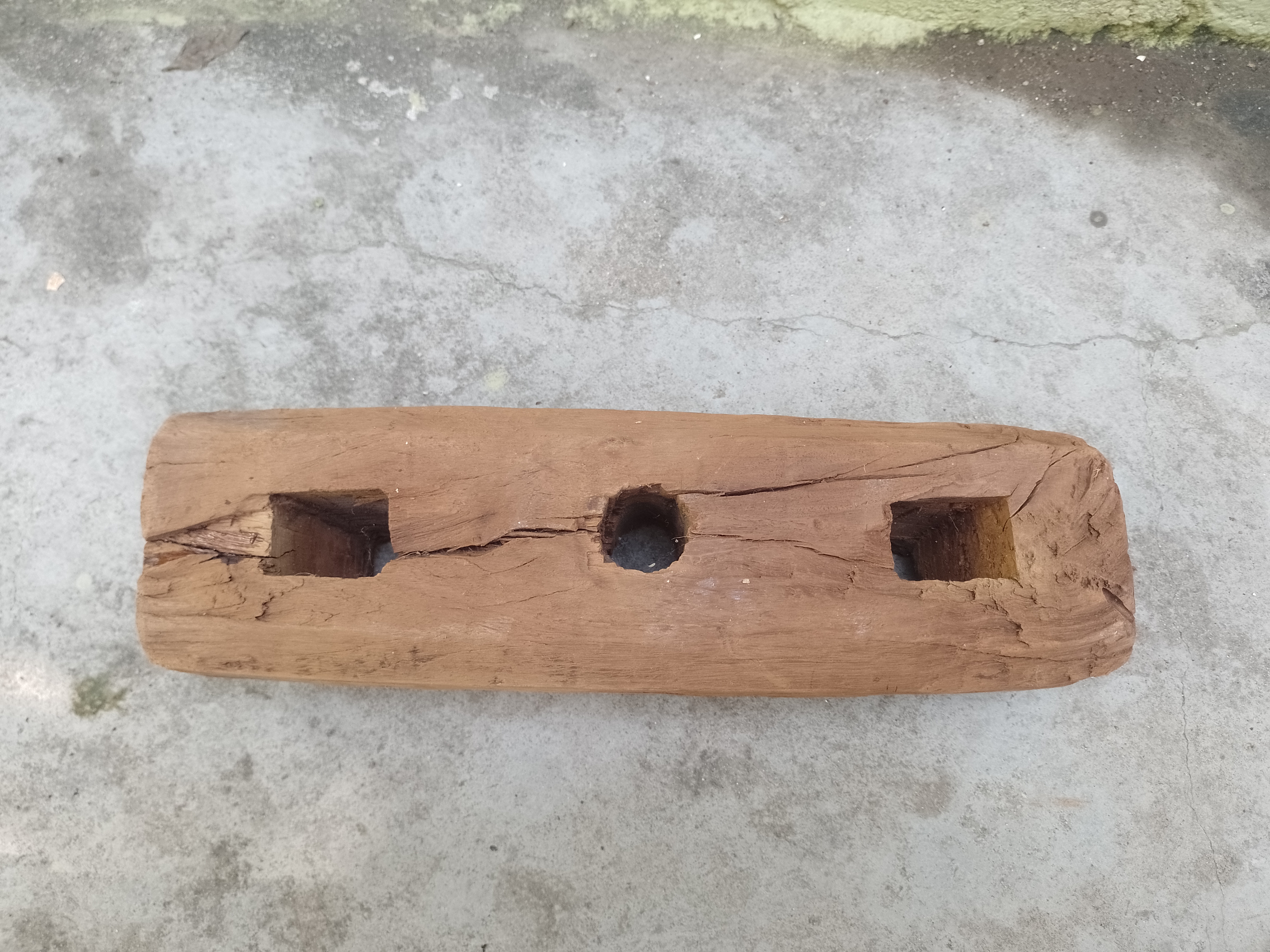 Antique Wooden Beam DIY decor for succulents (70 Years old wood)
