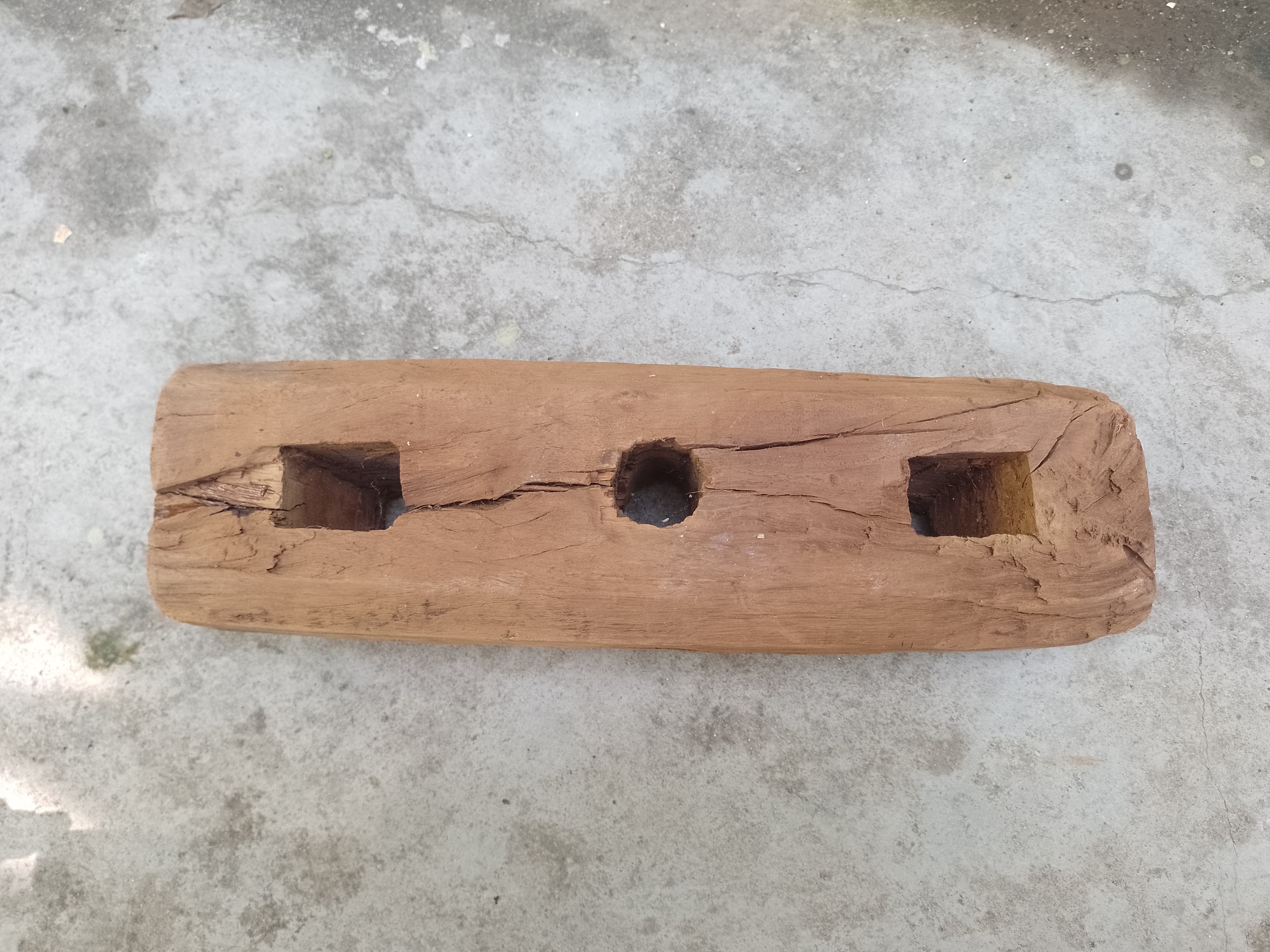 Antique Wooden Beam DIY decor for succulents (70 Years old wood)