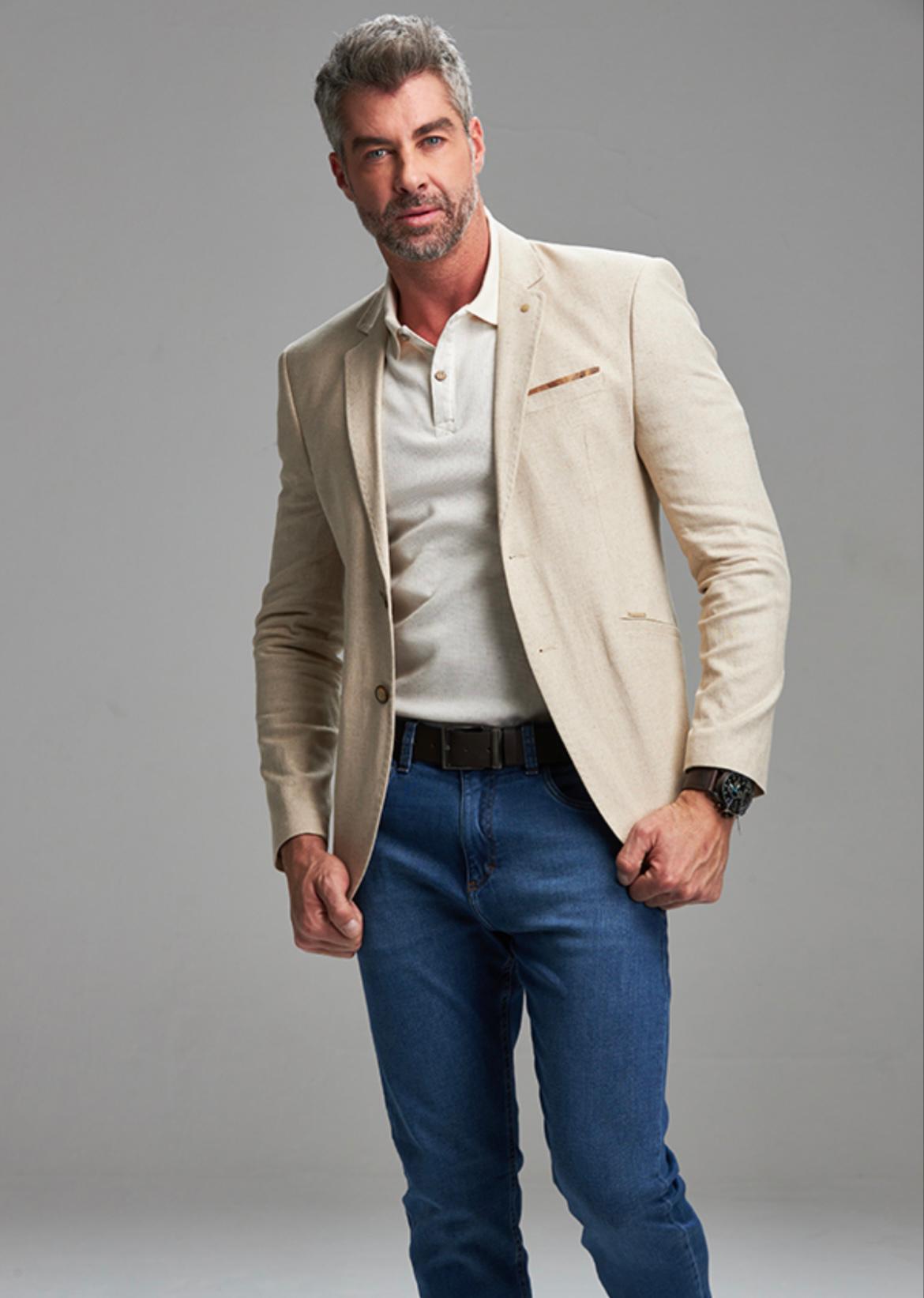 Blazer de Linho Cor Bege Angelo Camapana