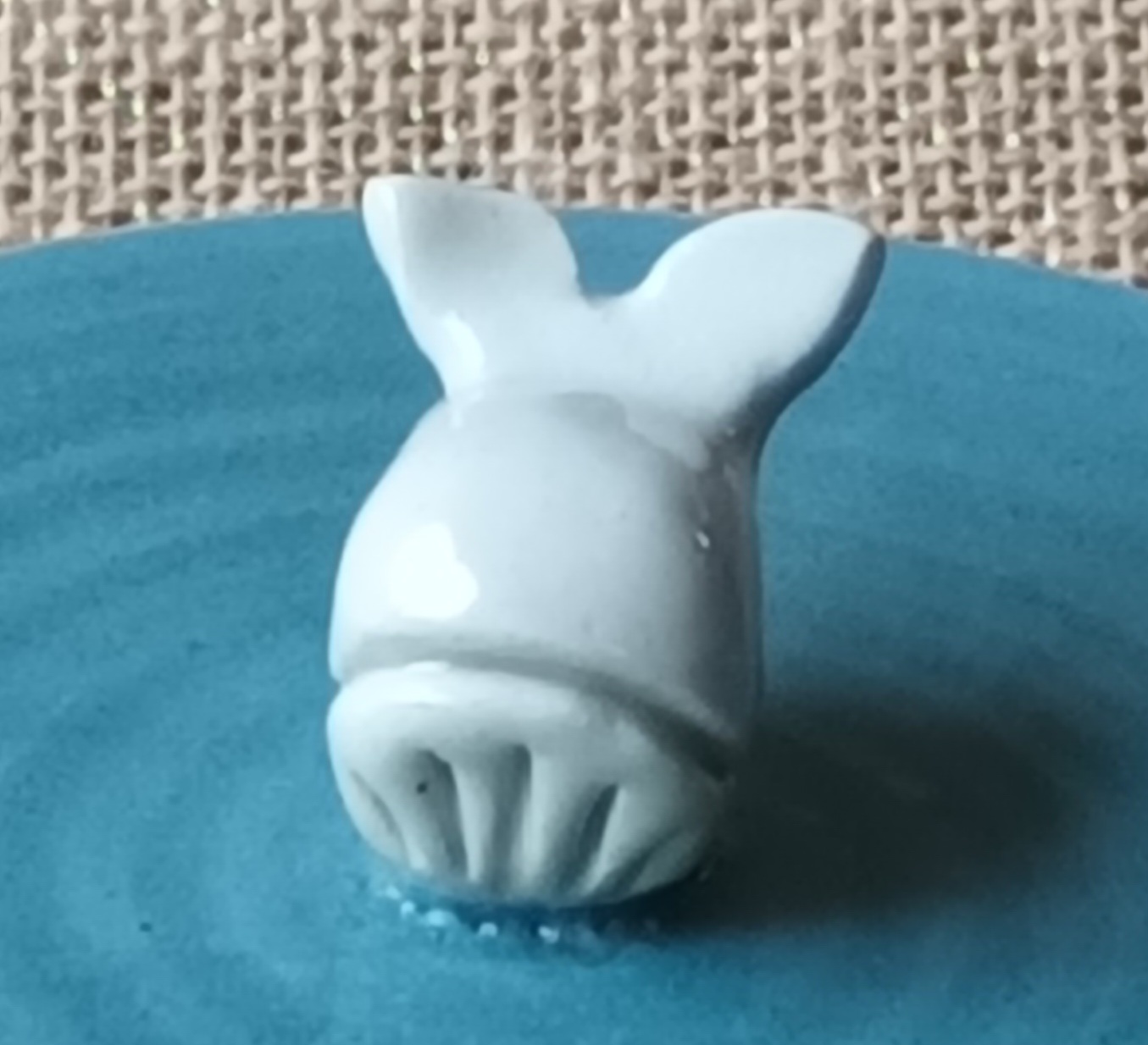 Boîte bleue à la baleine