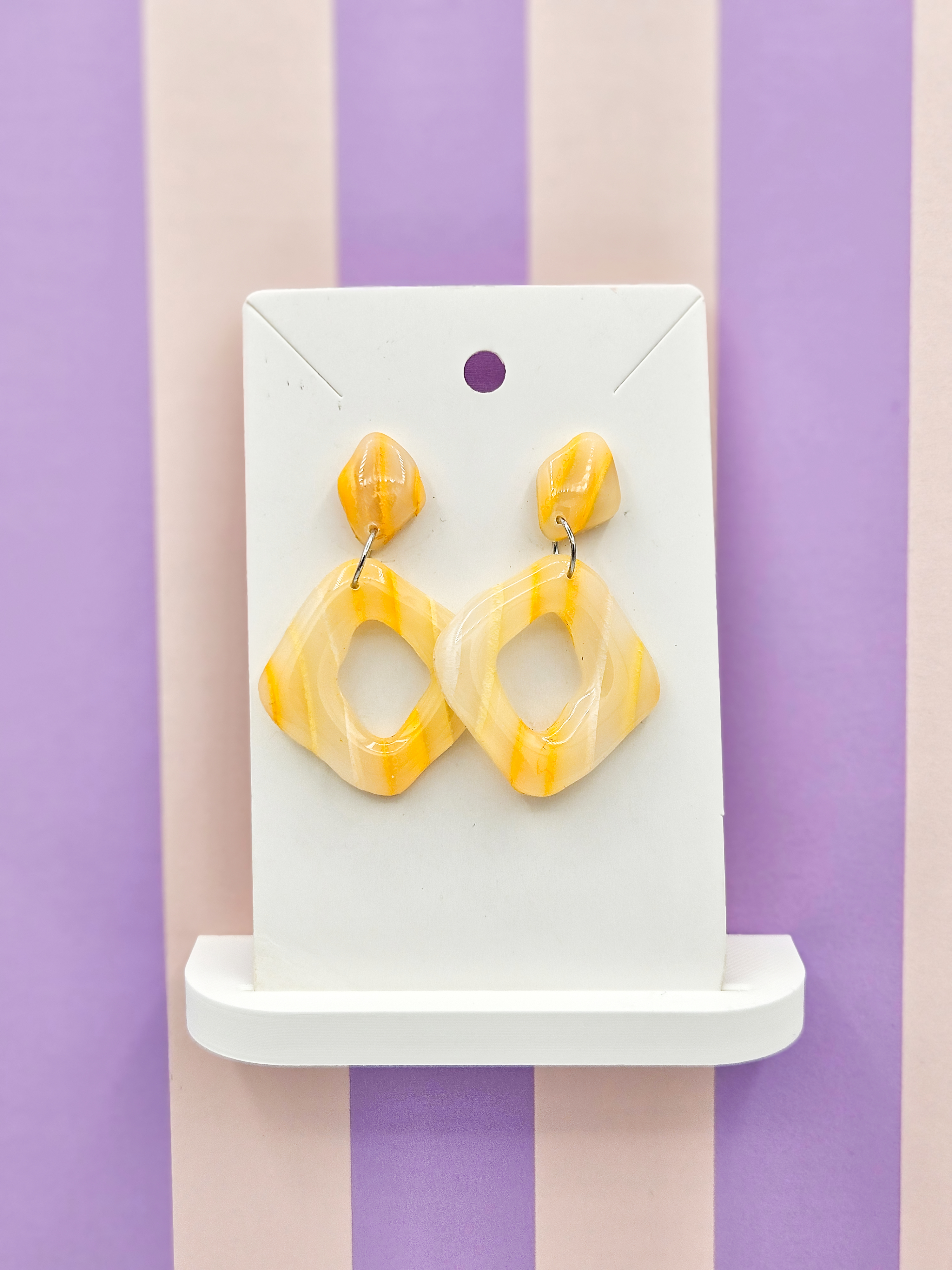 Polymeerklei oorbellen - Transparant geel