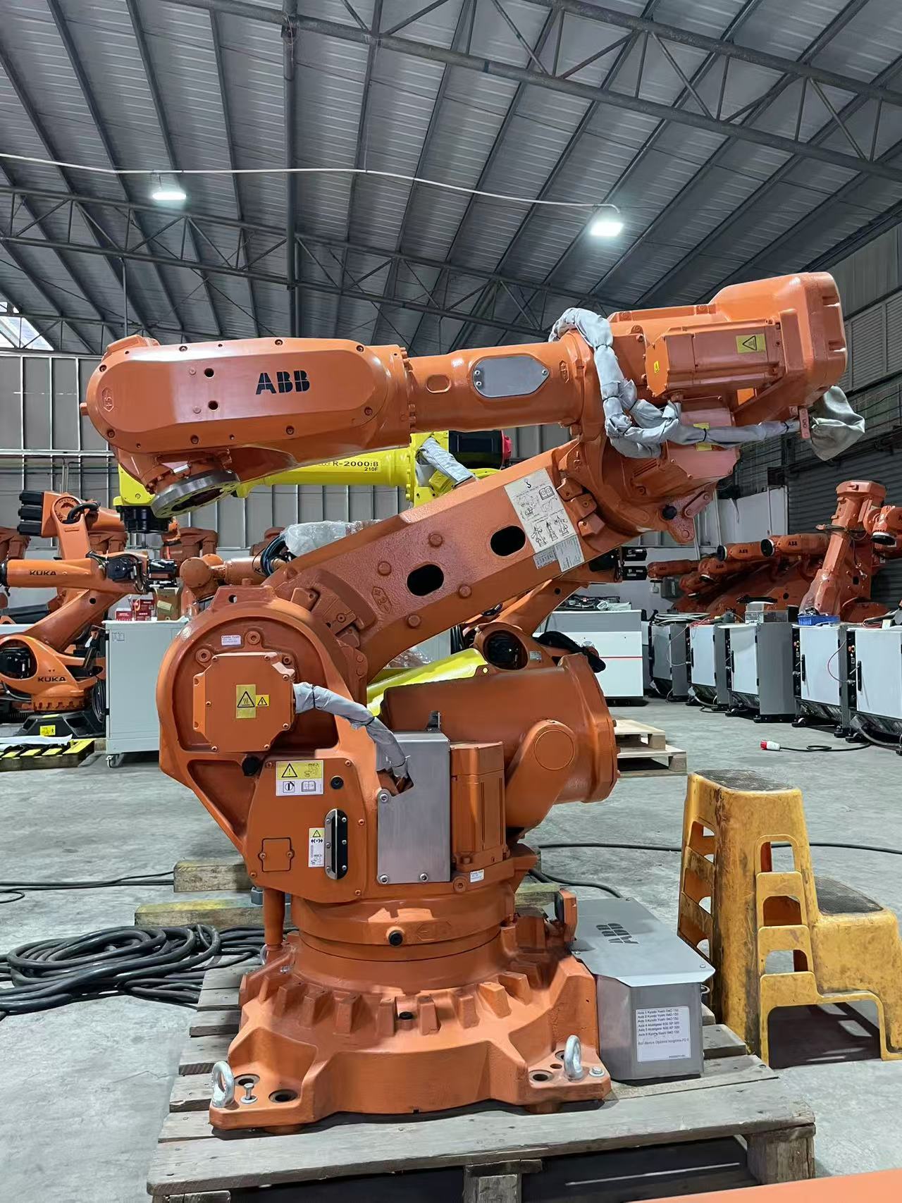 2018 ABB IRB6700-235/2.65