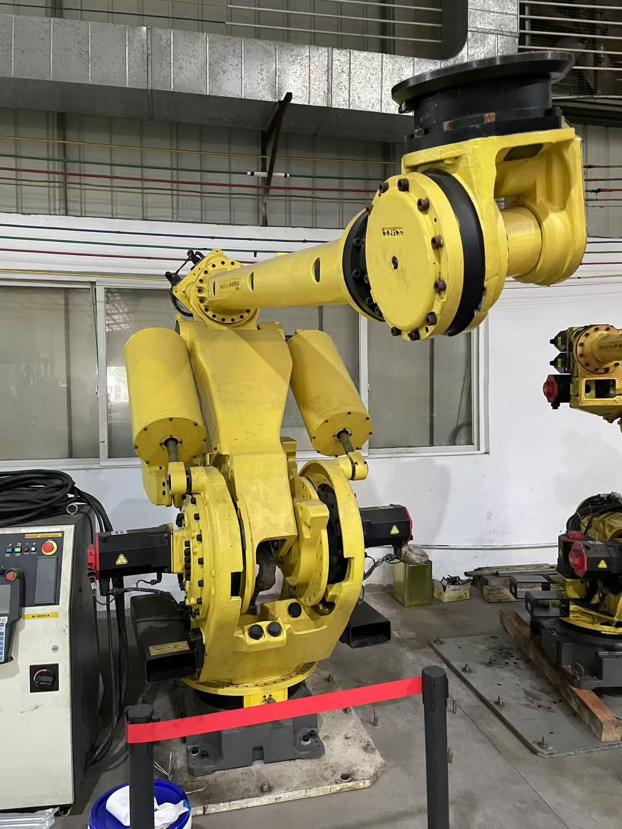 2018 FANUC M900IA/400L