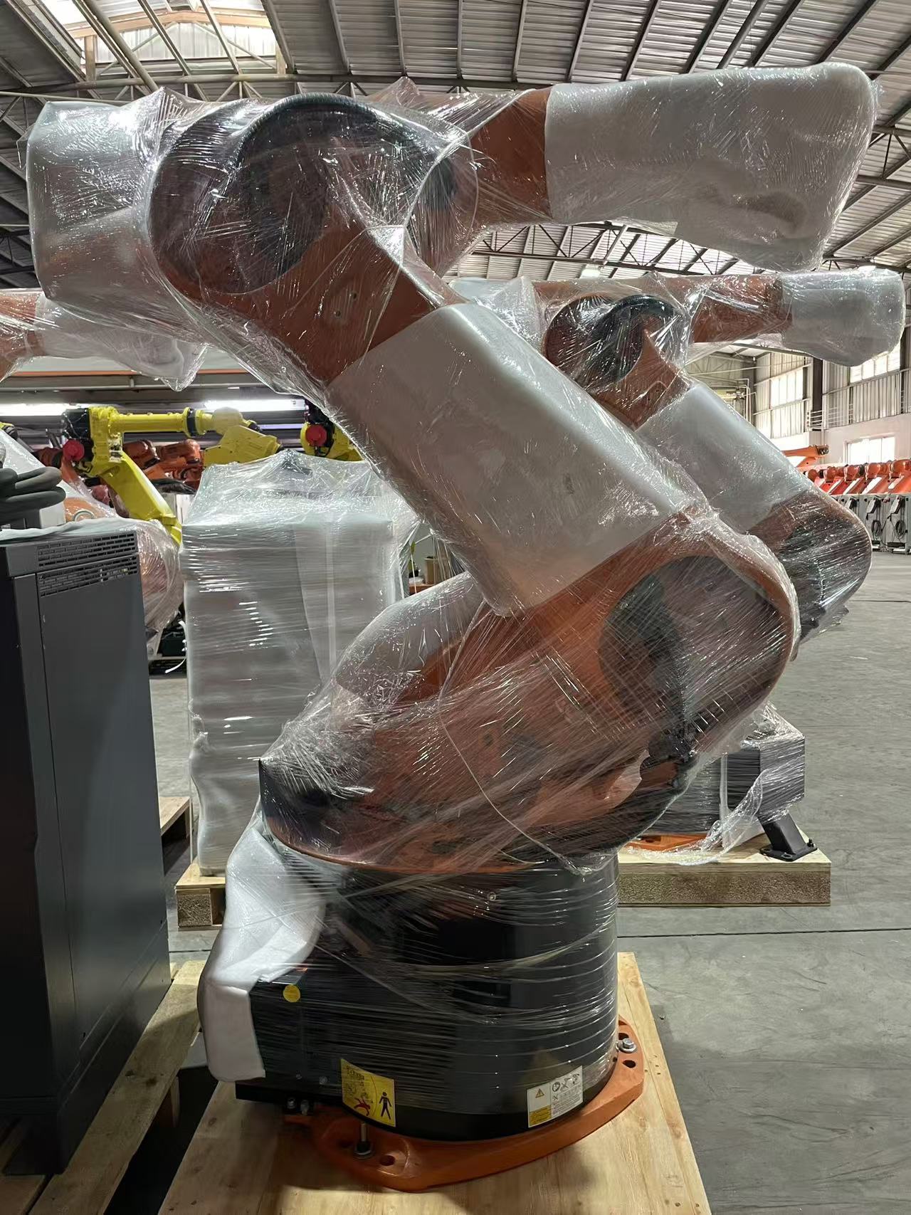 2018 KUKA KR30-3