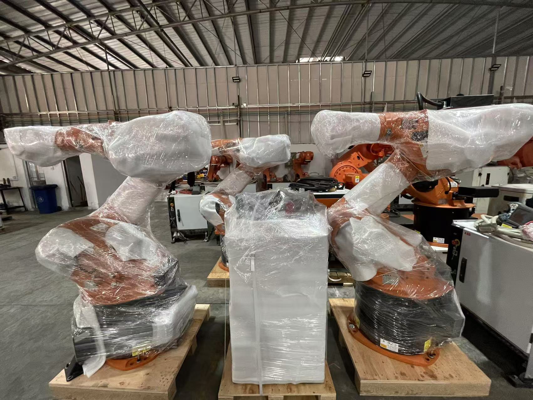 2018 KUKA KR30-3
