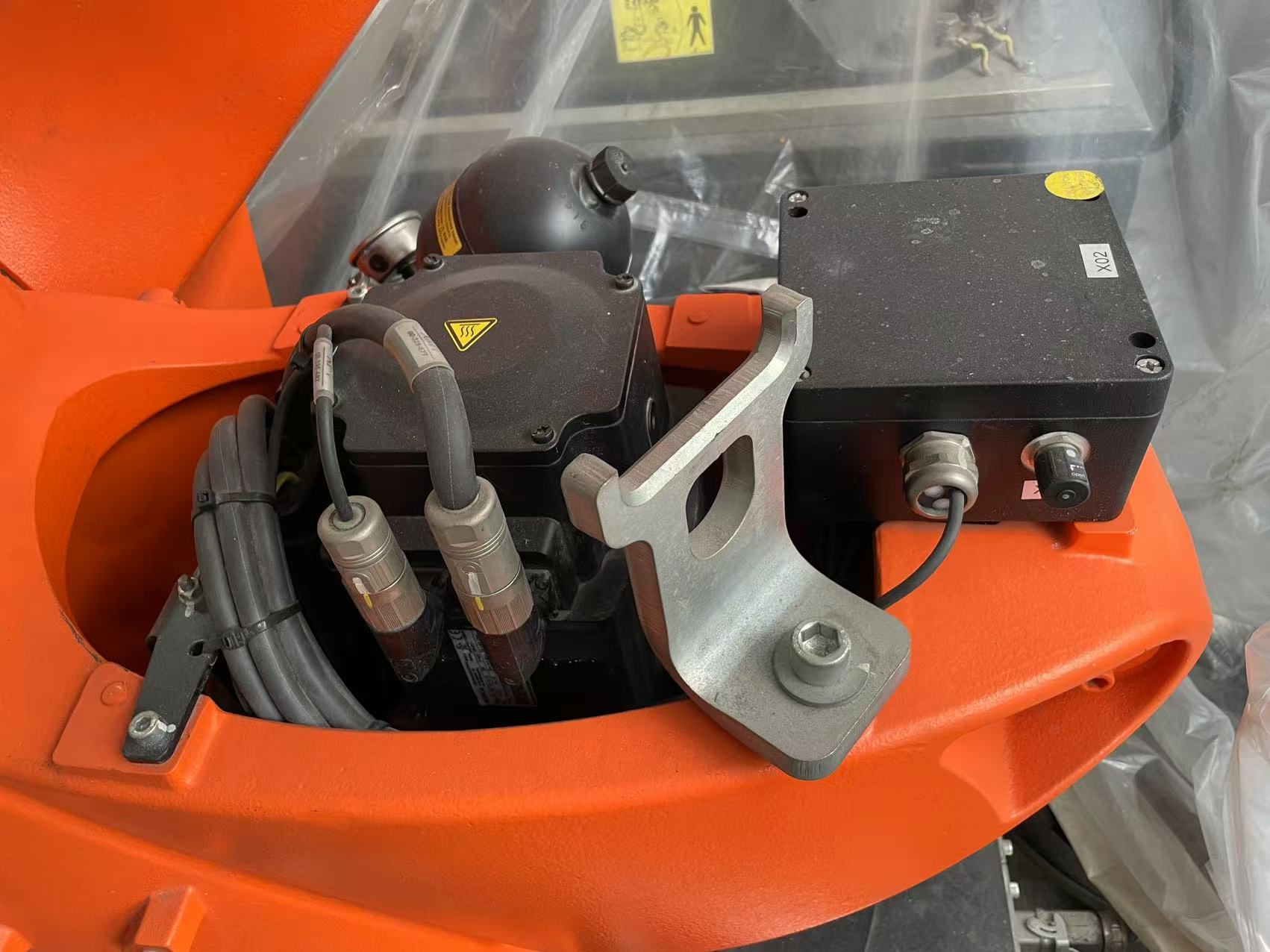 2021 KUKA KR300 R2700-2