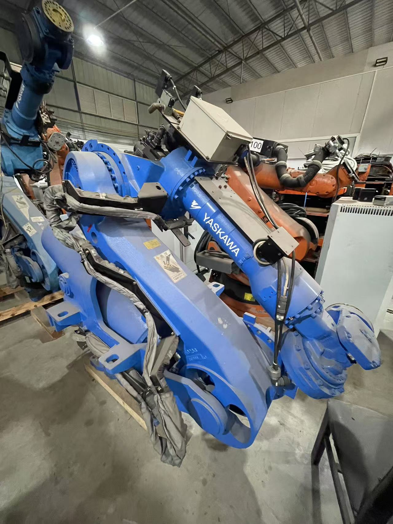 2014 YASKAWA ES200RD
