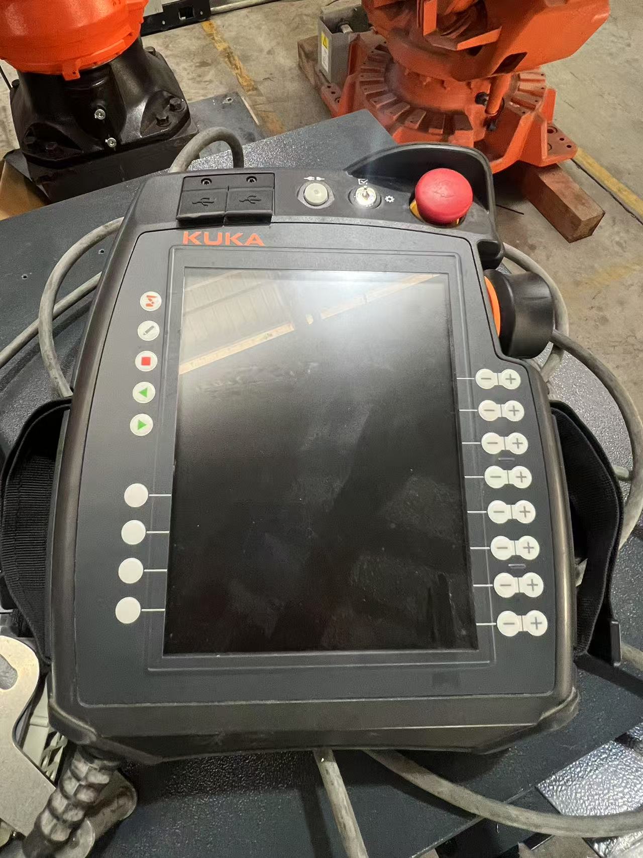 2021 KR 70 R2100 / SEL