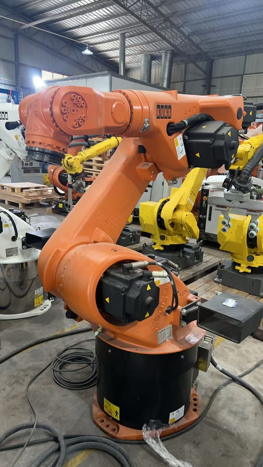 2017 KUKA KR30-3