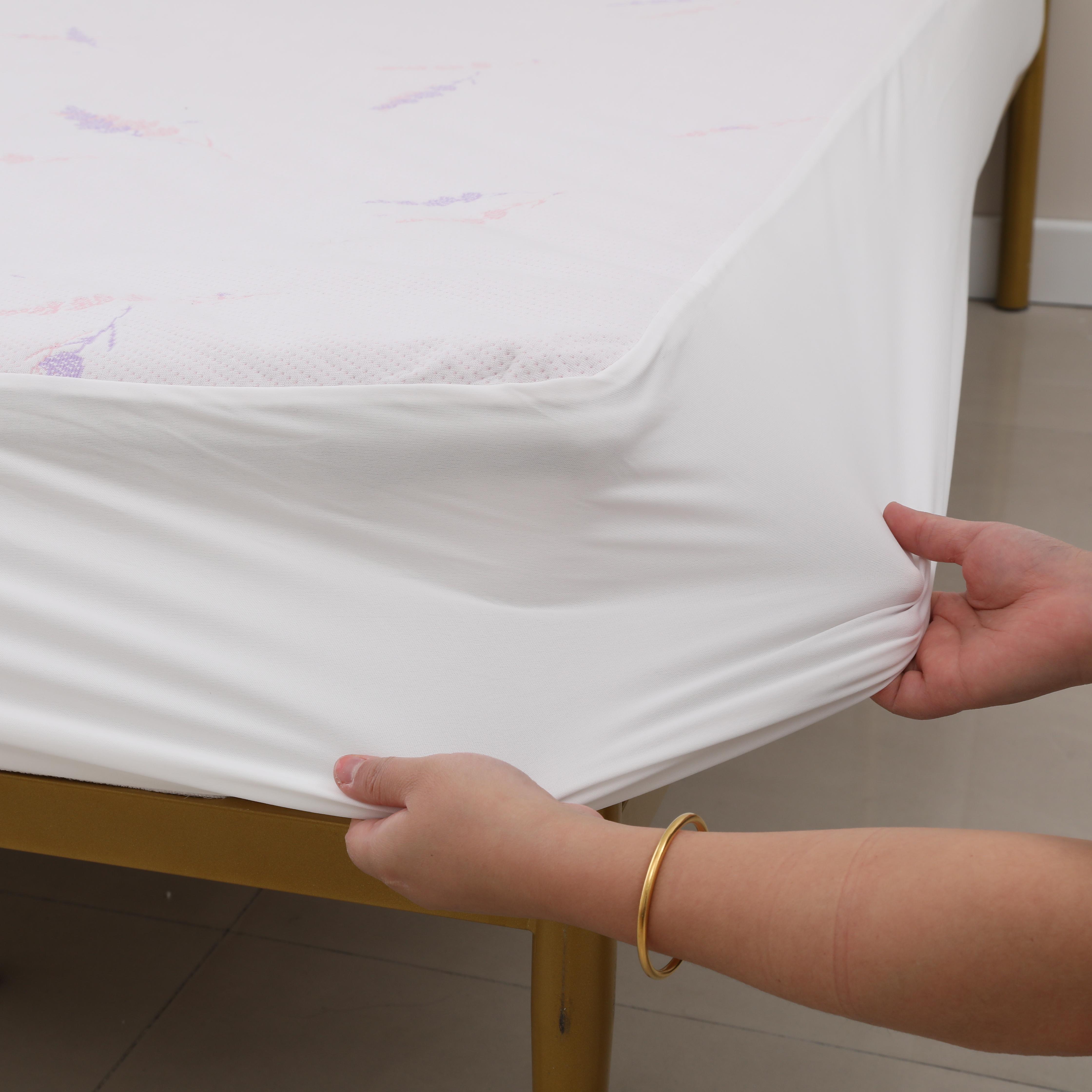 Lavender Scent Polyester  Jacquard 100% Waterproof Mattress Protector Fitted Style