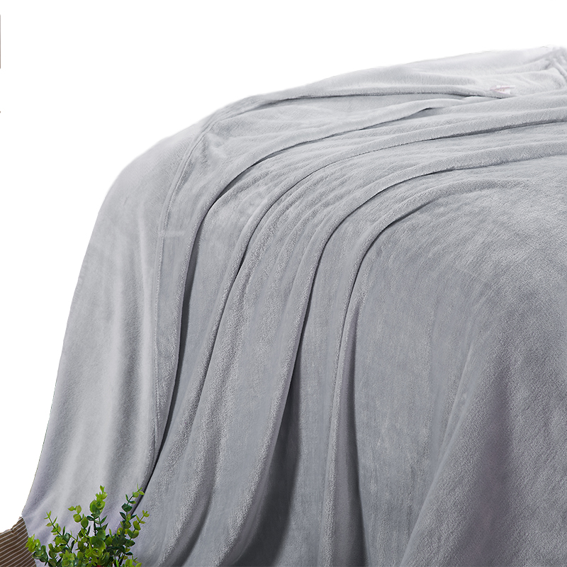 Flannel Blanket 220gsm Single Layer Lightweight Cozy Fleece Blanket