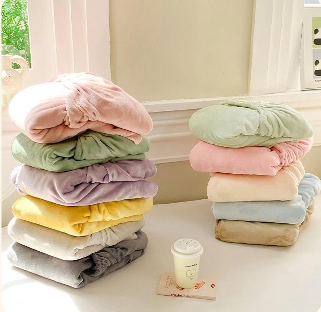 FizoHome Solid Polyester Milk Fleece Fitted Sheet Flannel Velvet Fitted Bottom Sheet