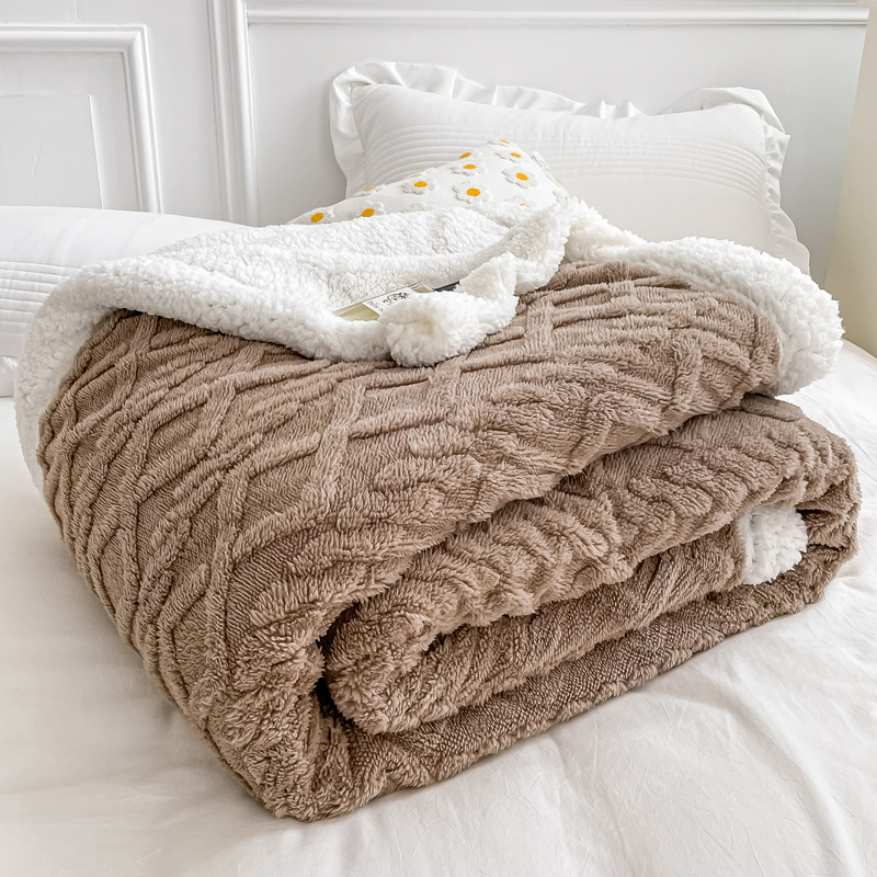 Customizable Double Layer Diamond Jacquard Tufted Fleece Sherpa Blanket