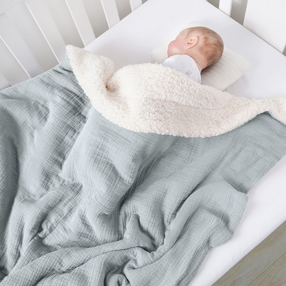 OEM Manufacturer Thick Warm Organic Cotton Crinkle Sherpa Baby Comforter