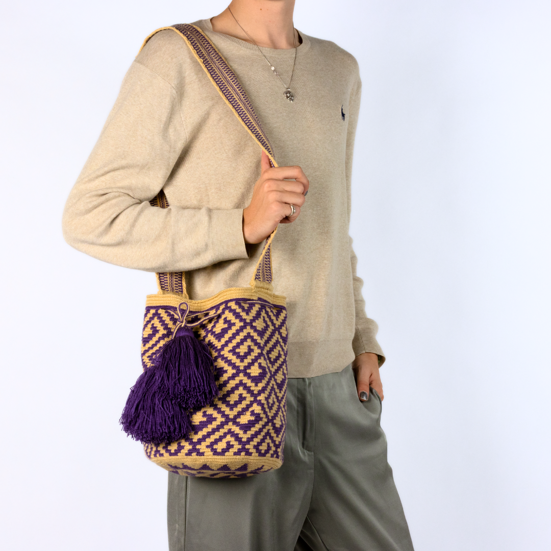 Andorra : Schultertasche mit Gurt