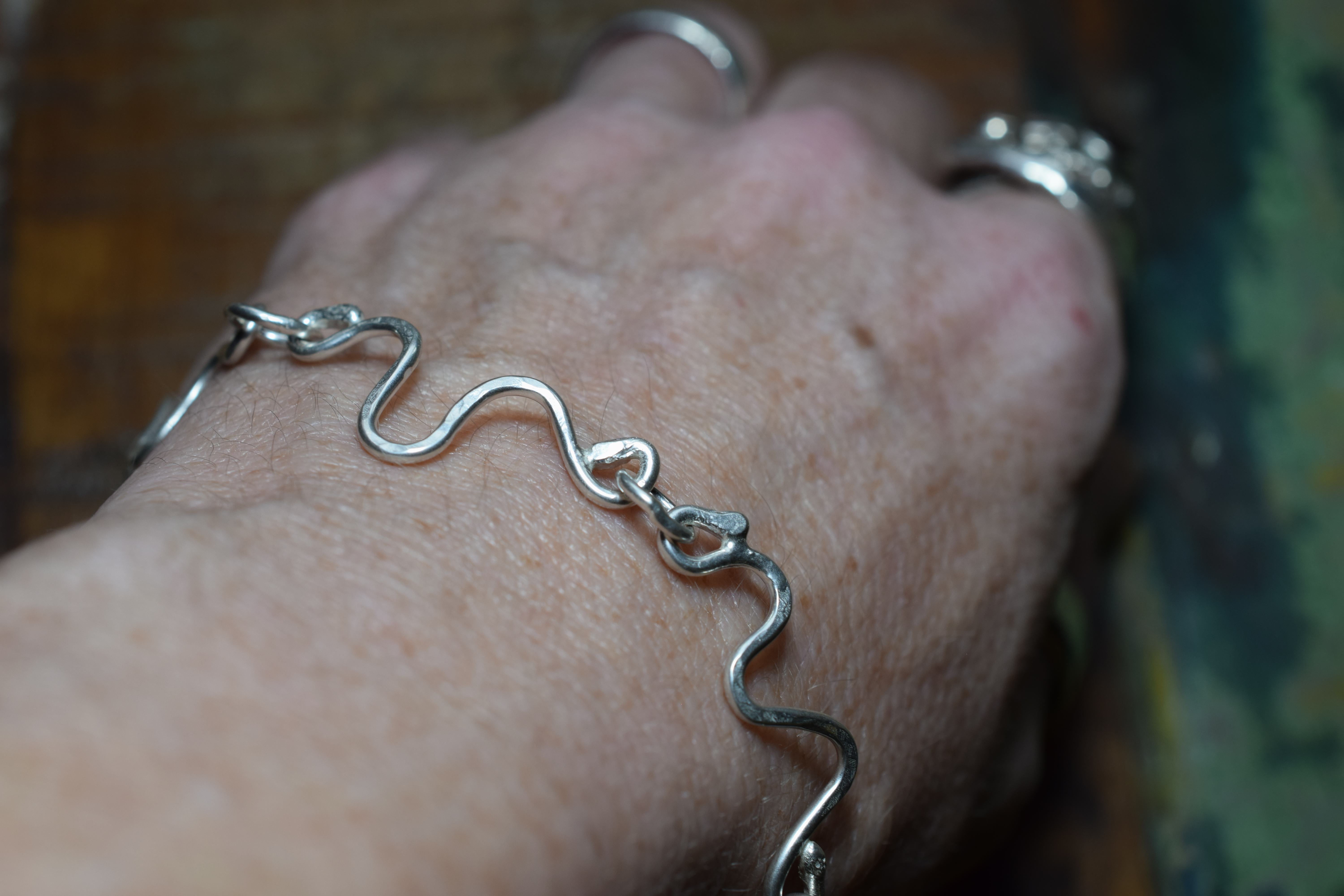 Silver Wavy Link Bracelet