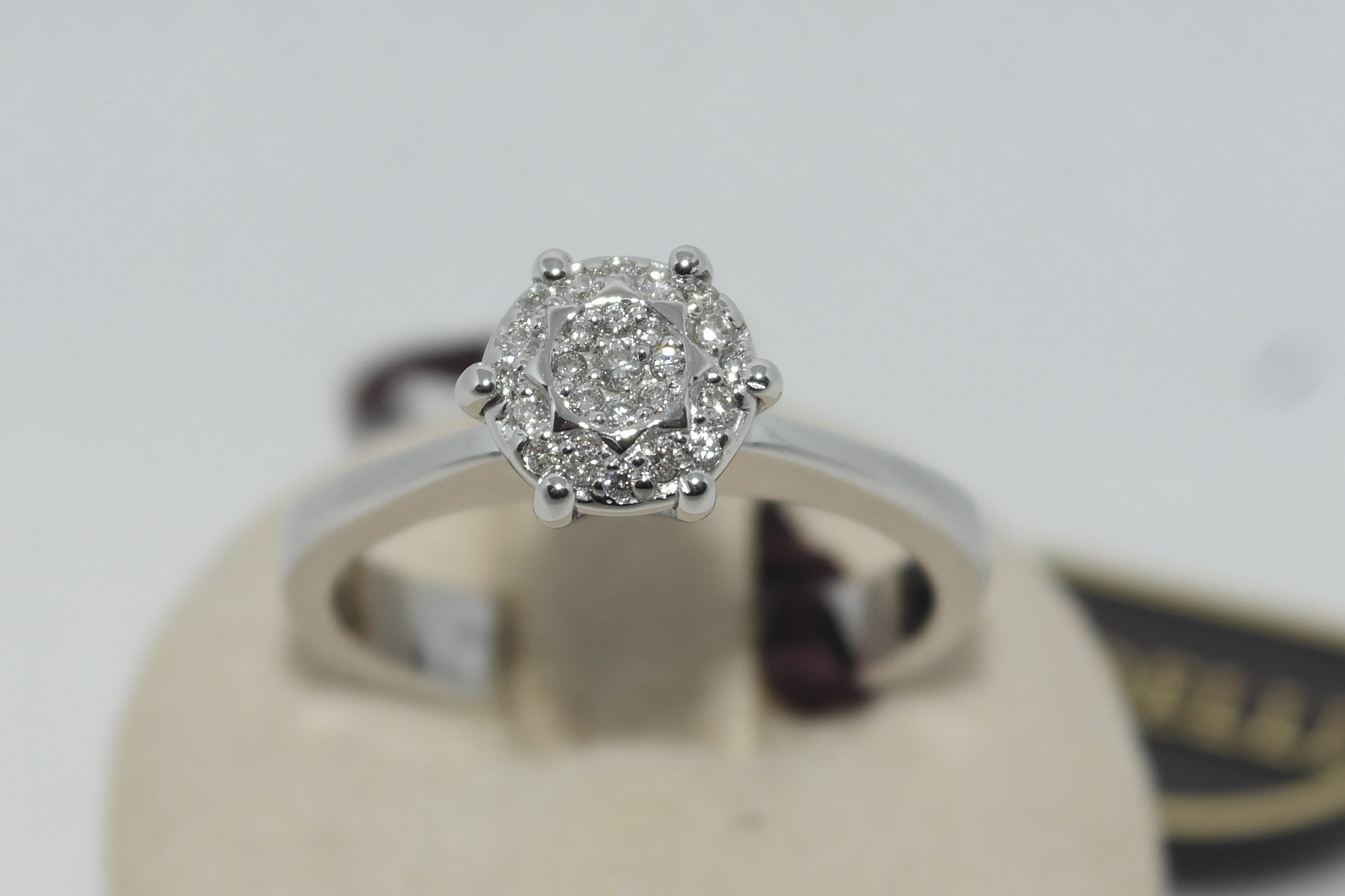 Anello "DIAMANTE ORO" in oro 18kt e diamanti naturali