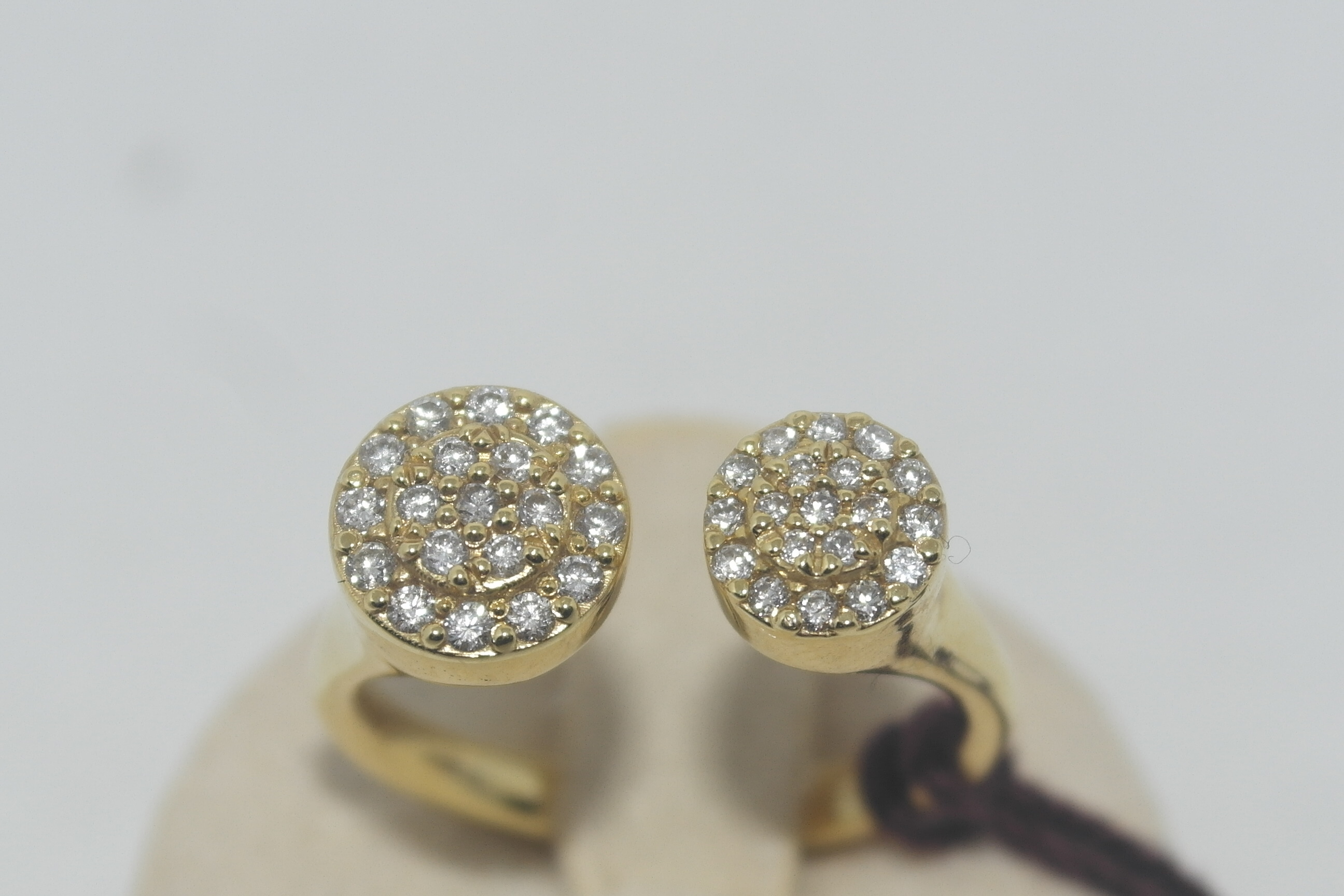 Anello in oro 18kt con diamanti