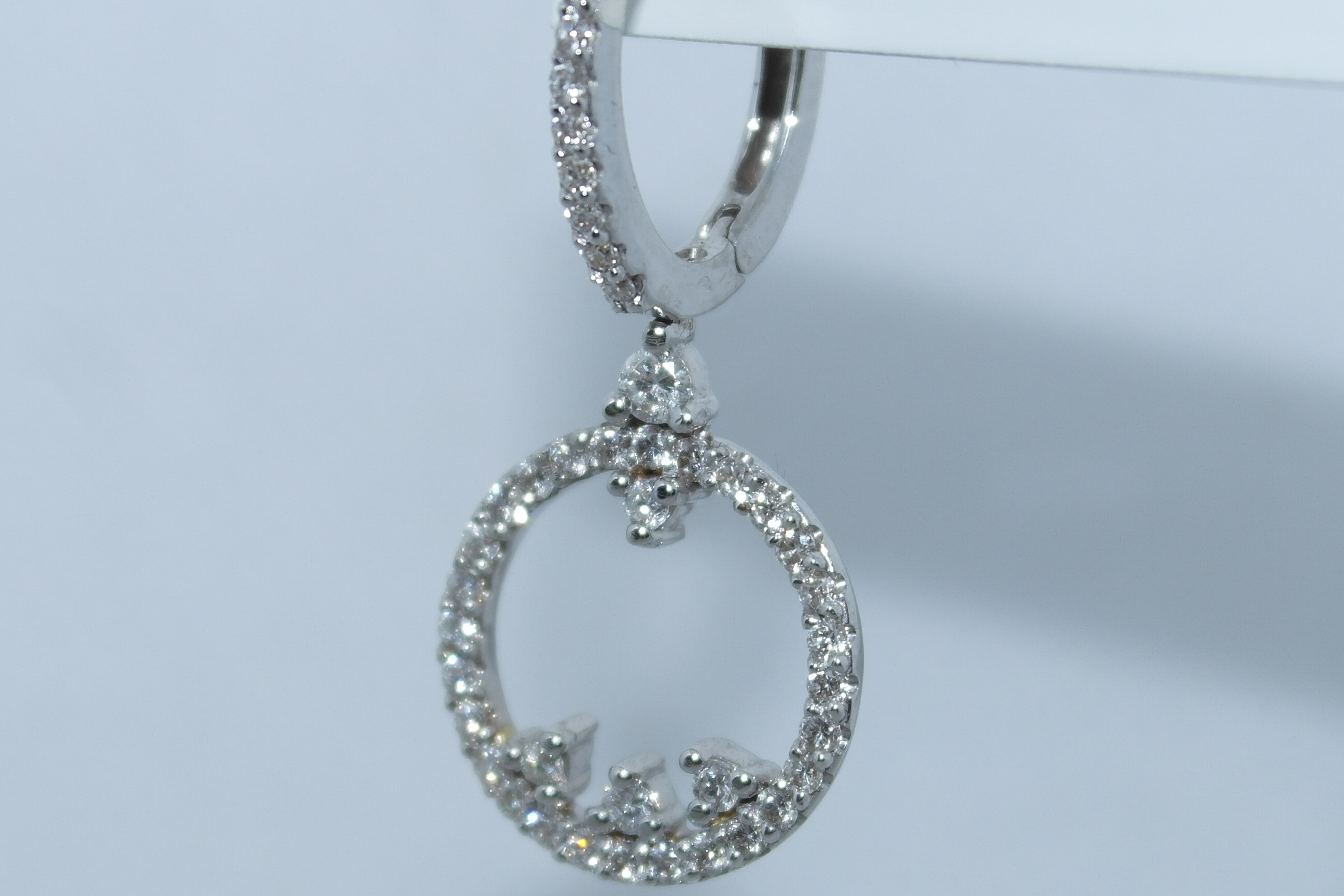 Orecchini in oro 18kt con diamanti