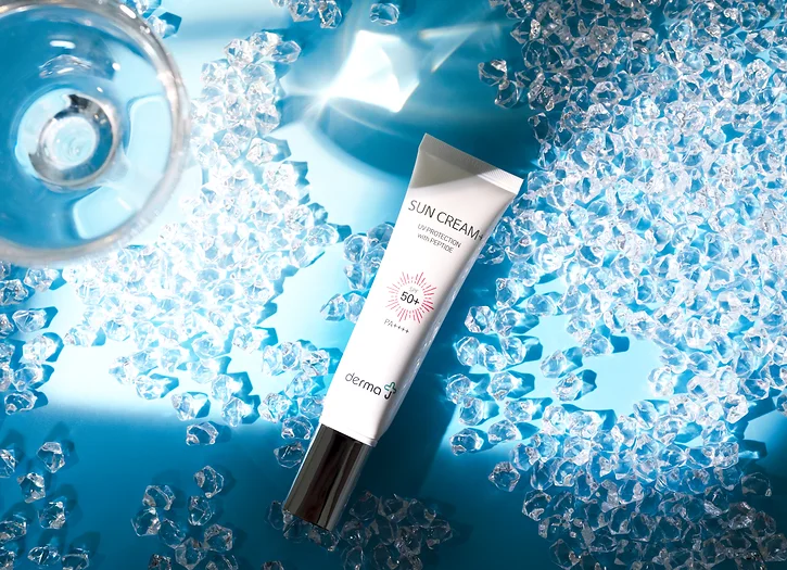 Derma J Peptide Sunscreen with SPF 50+ / PA++++