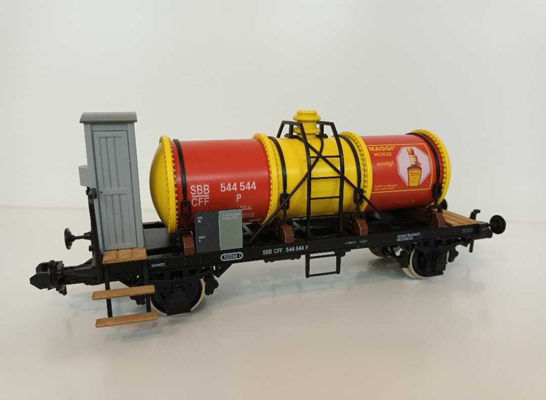 Wagon citerneCFF Maggi