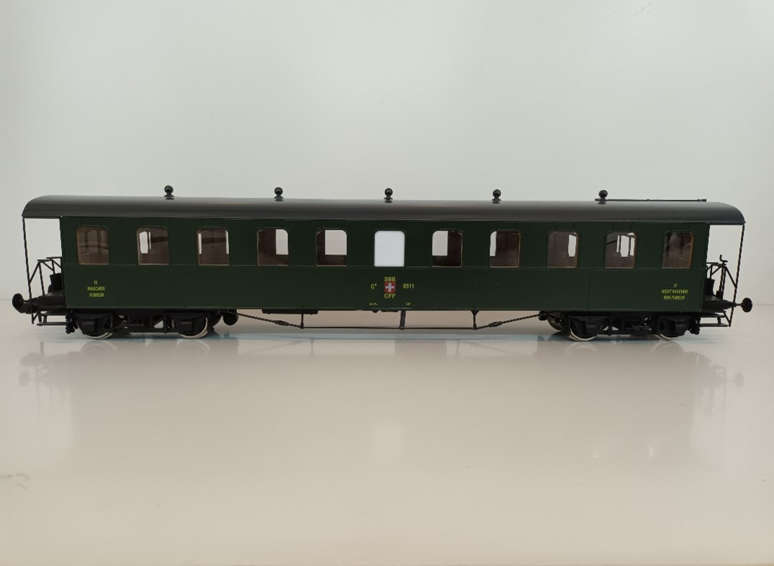 Voiture 4 essieux CFF