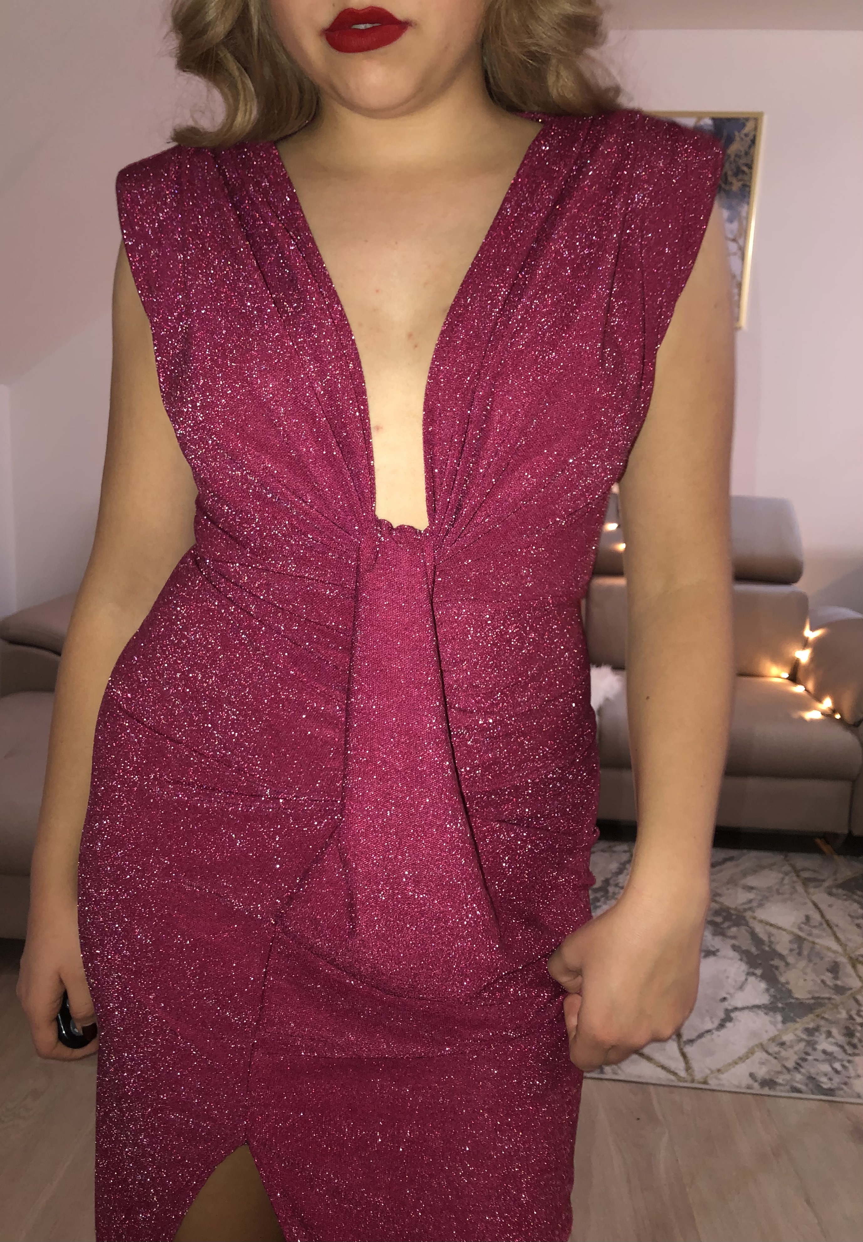 Błyszcząca sukienka wieczorowa