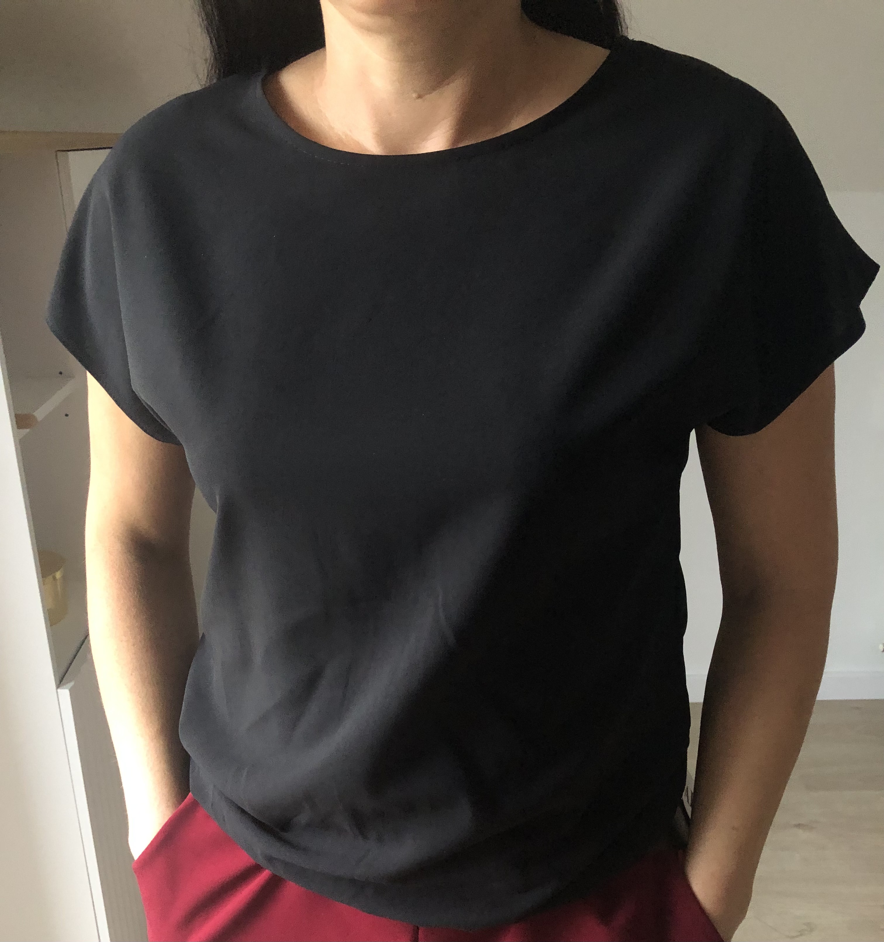 Czarna bluzka damska