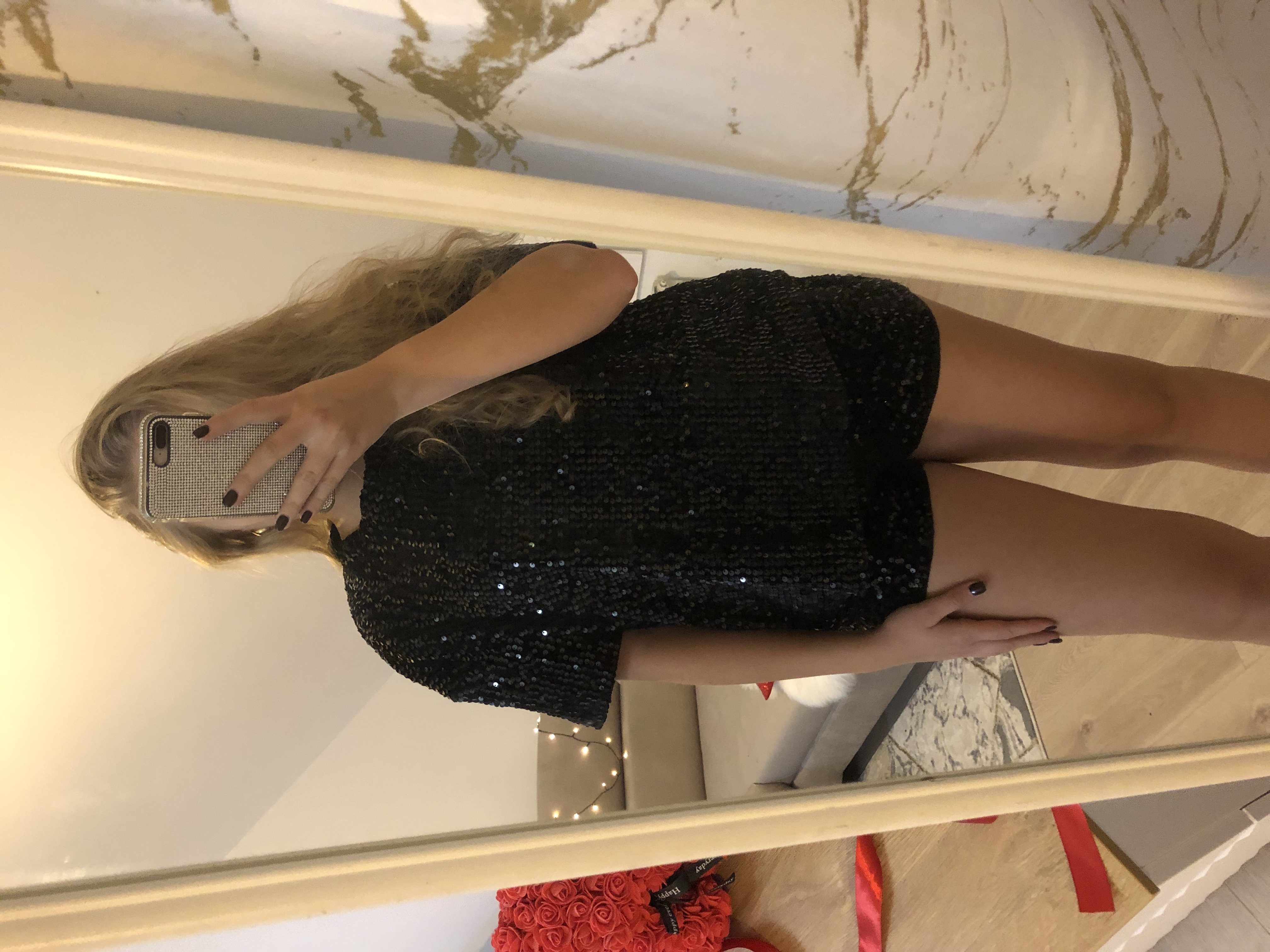 Czarna cekinowa bluzka