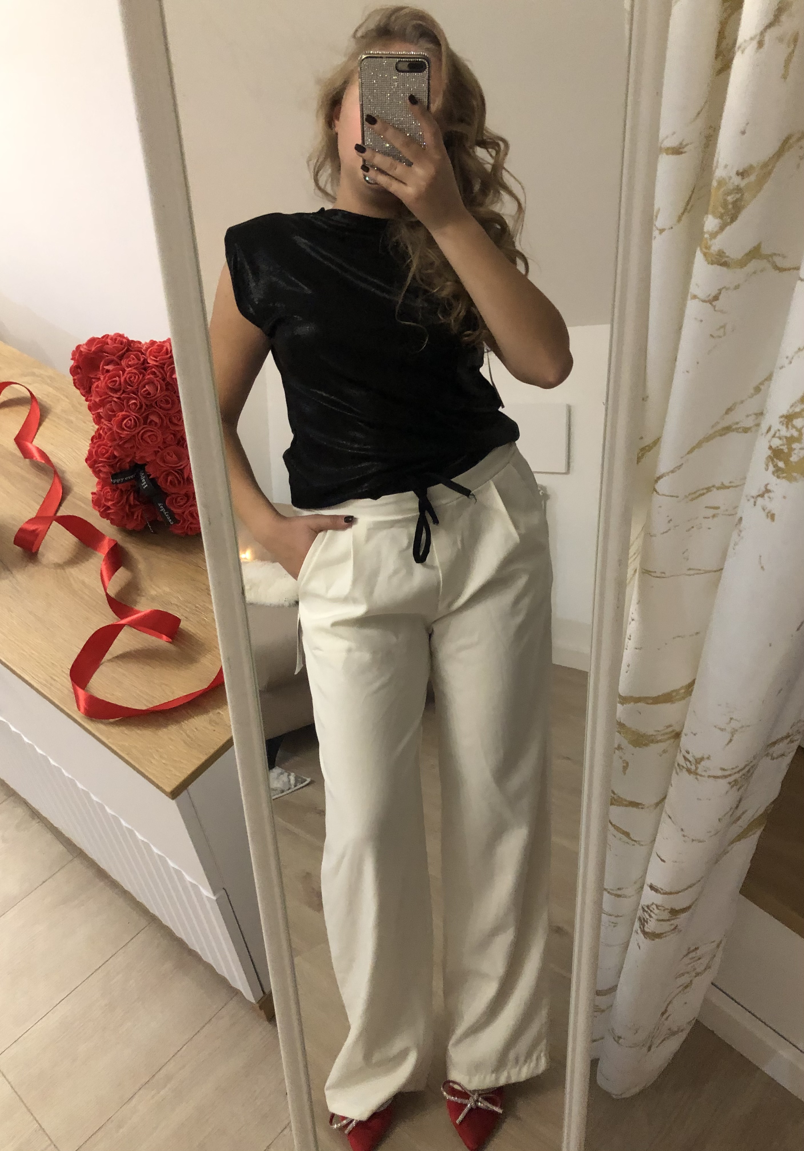 Elegancka bluzka z połyskiem