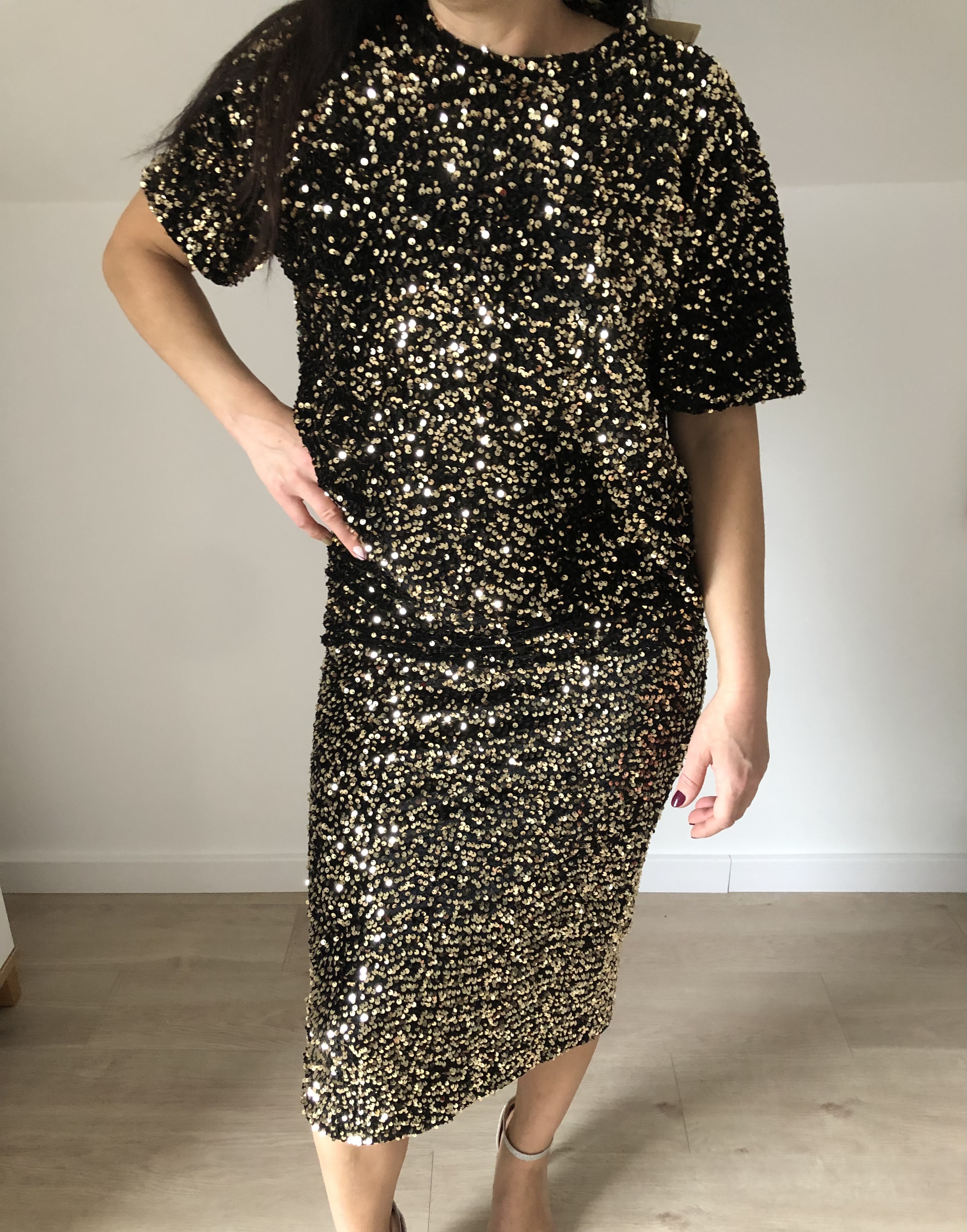 Złota bluzka z cekinami