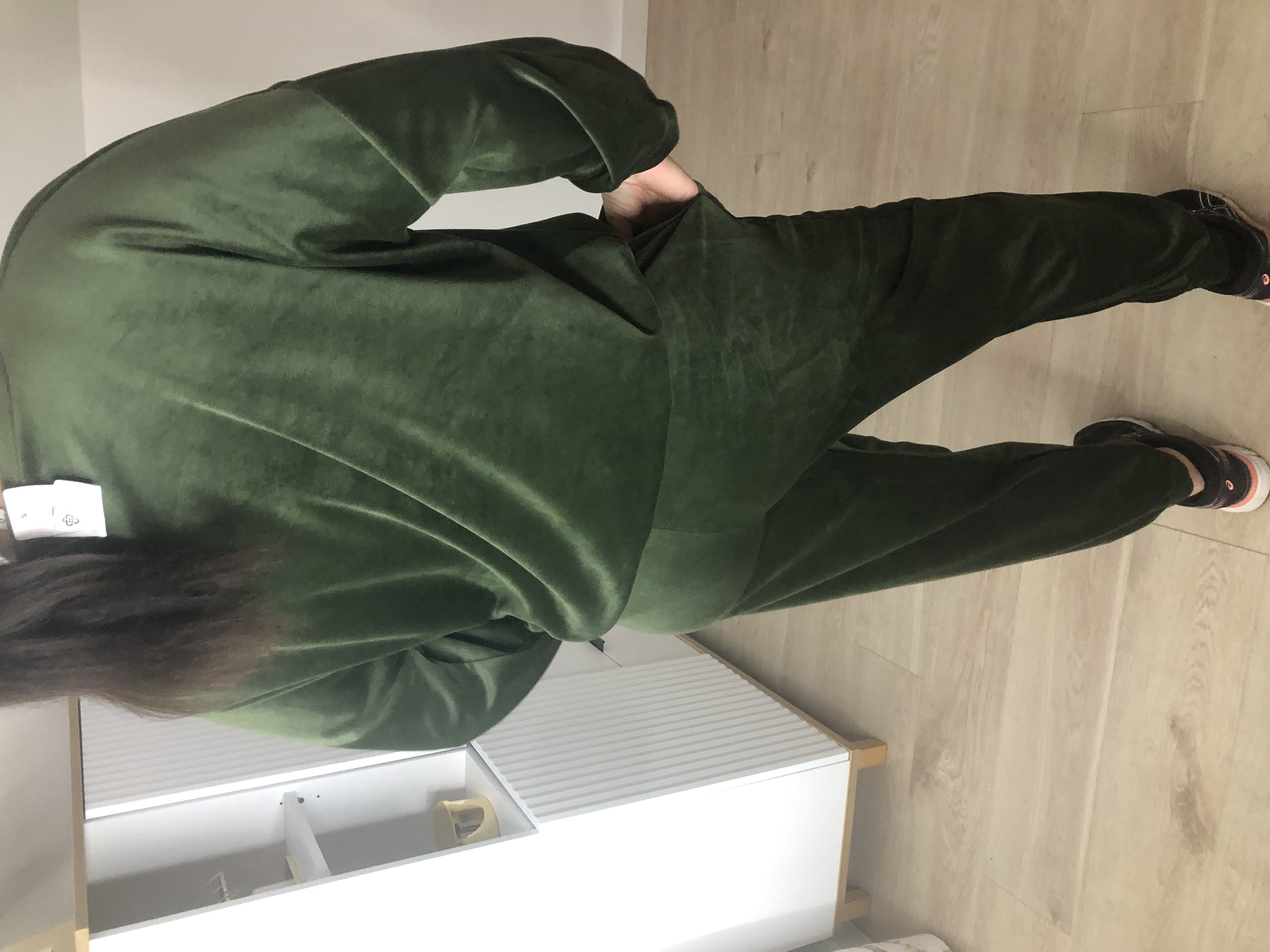 Komplet dresowy welurowy