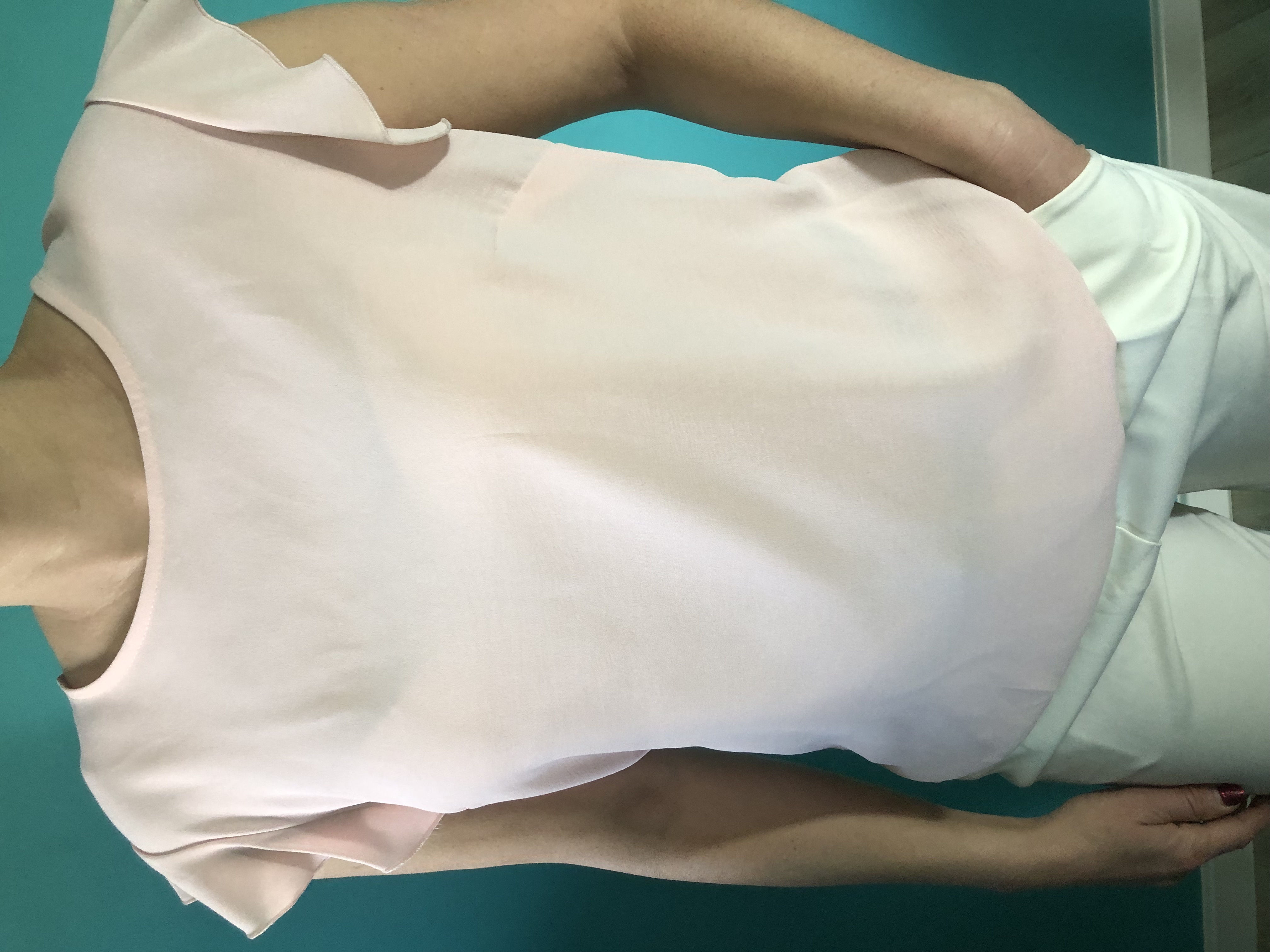 Jasnoróżowa bluzka damska