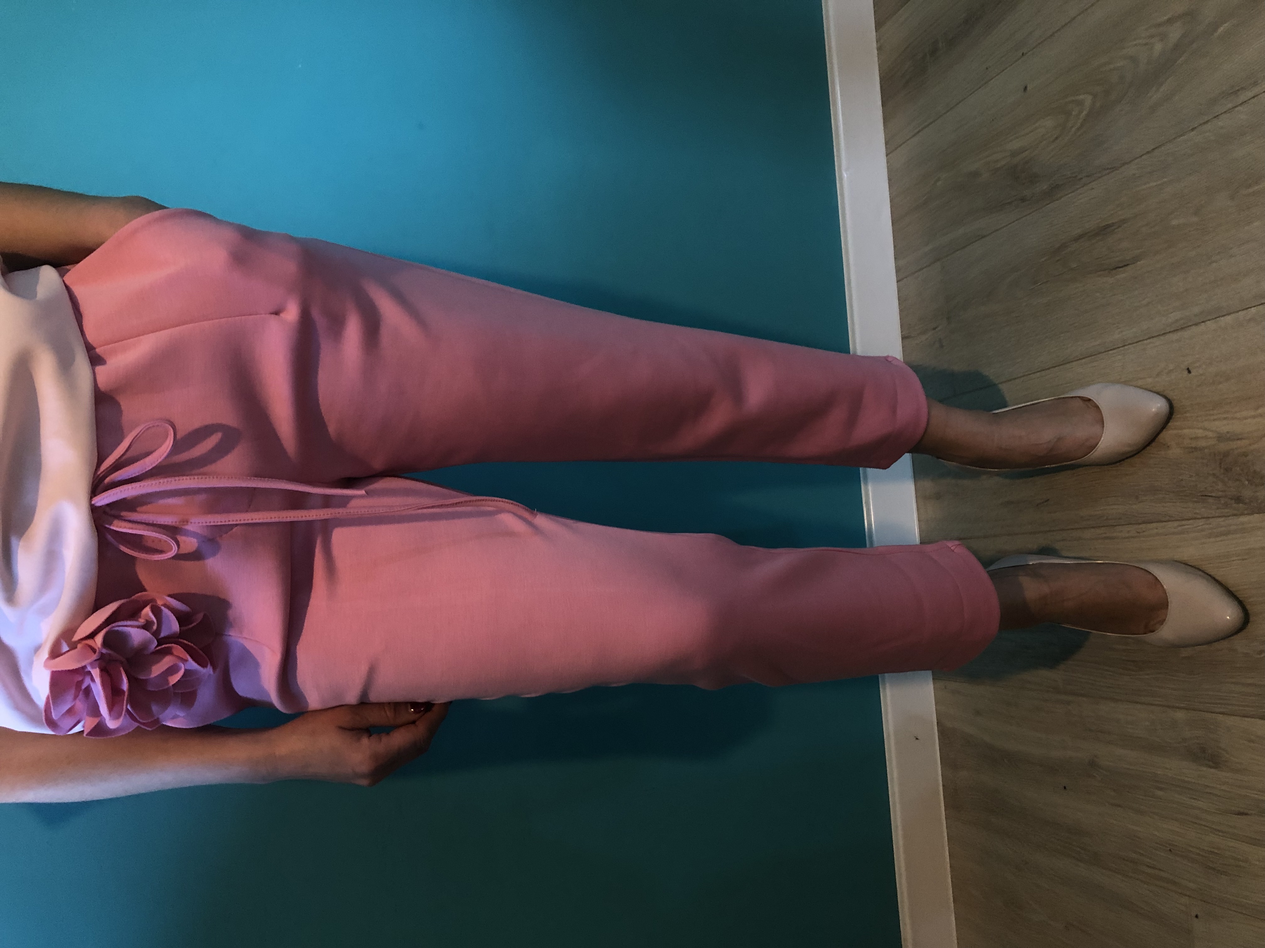 Różowe spodnie damskie