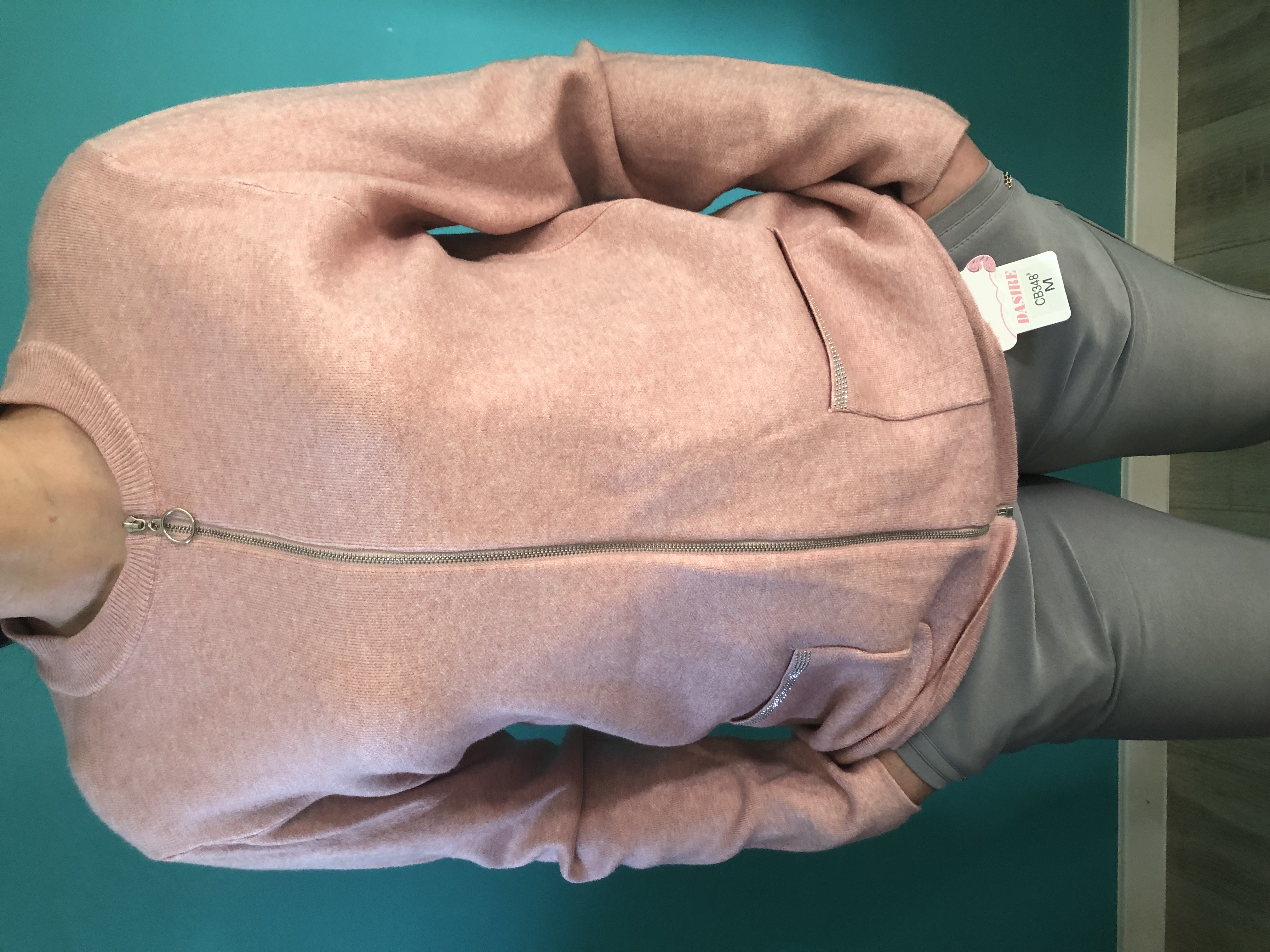 Różowa bluza na suwak