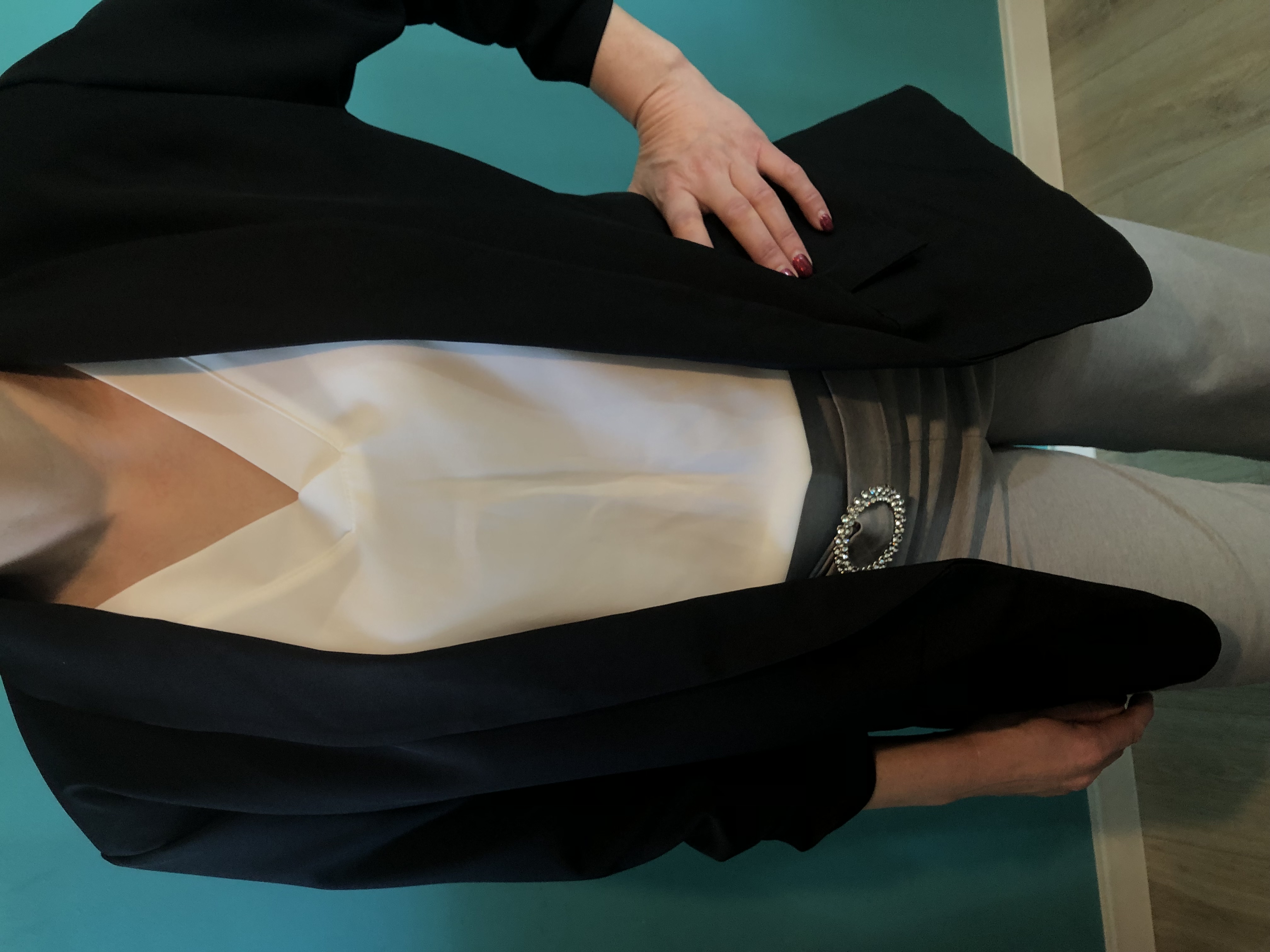 Elegancki żakiet damski