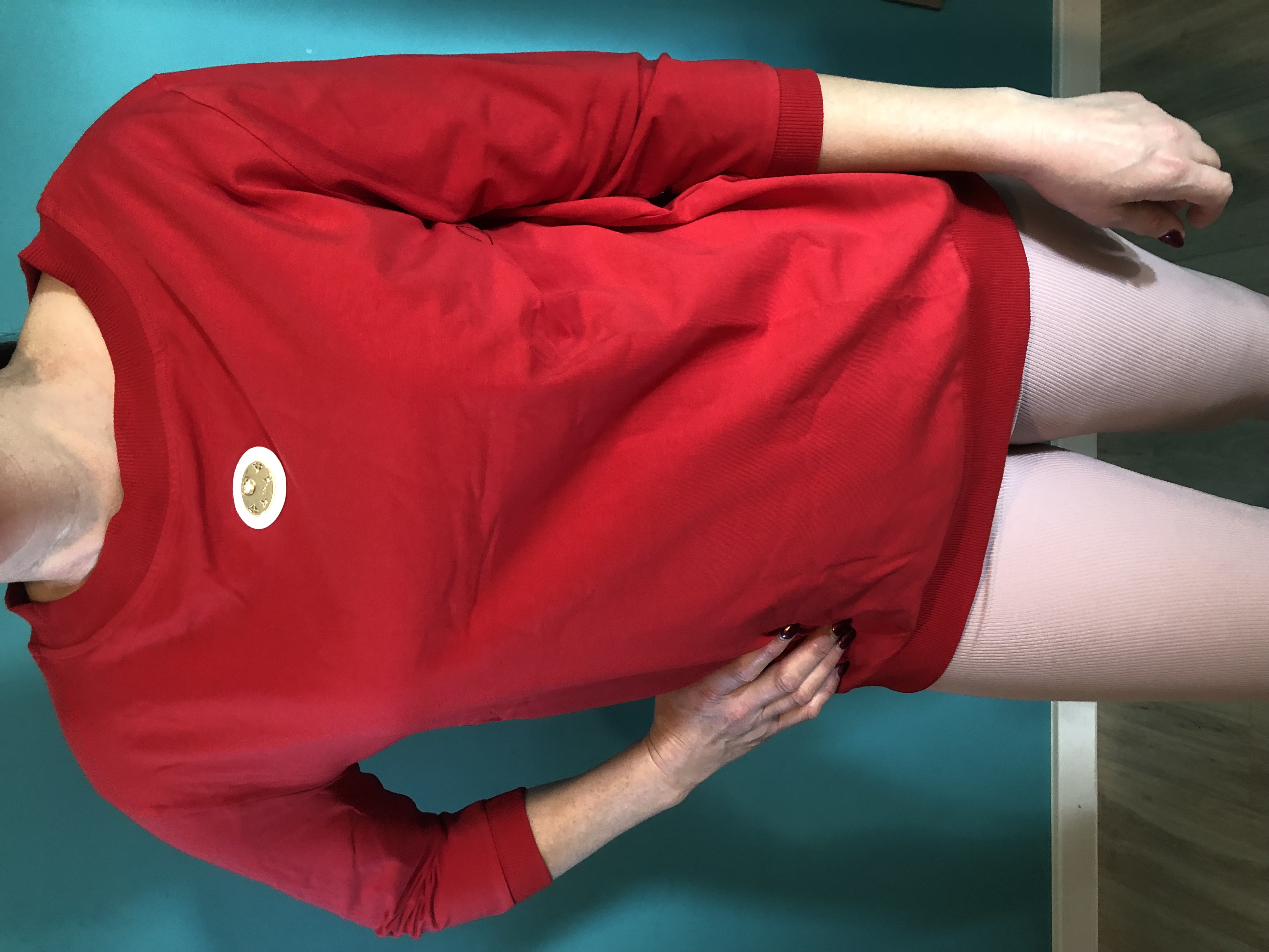 Czerwona bluza damska