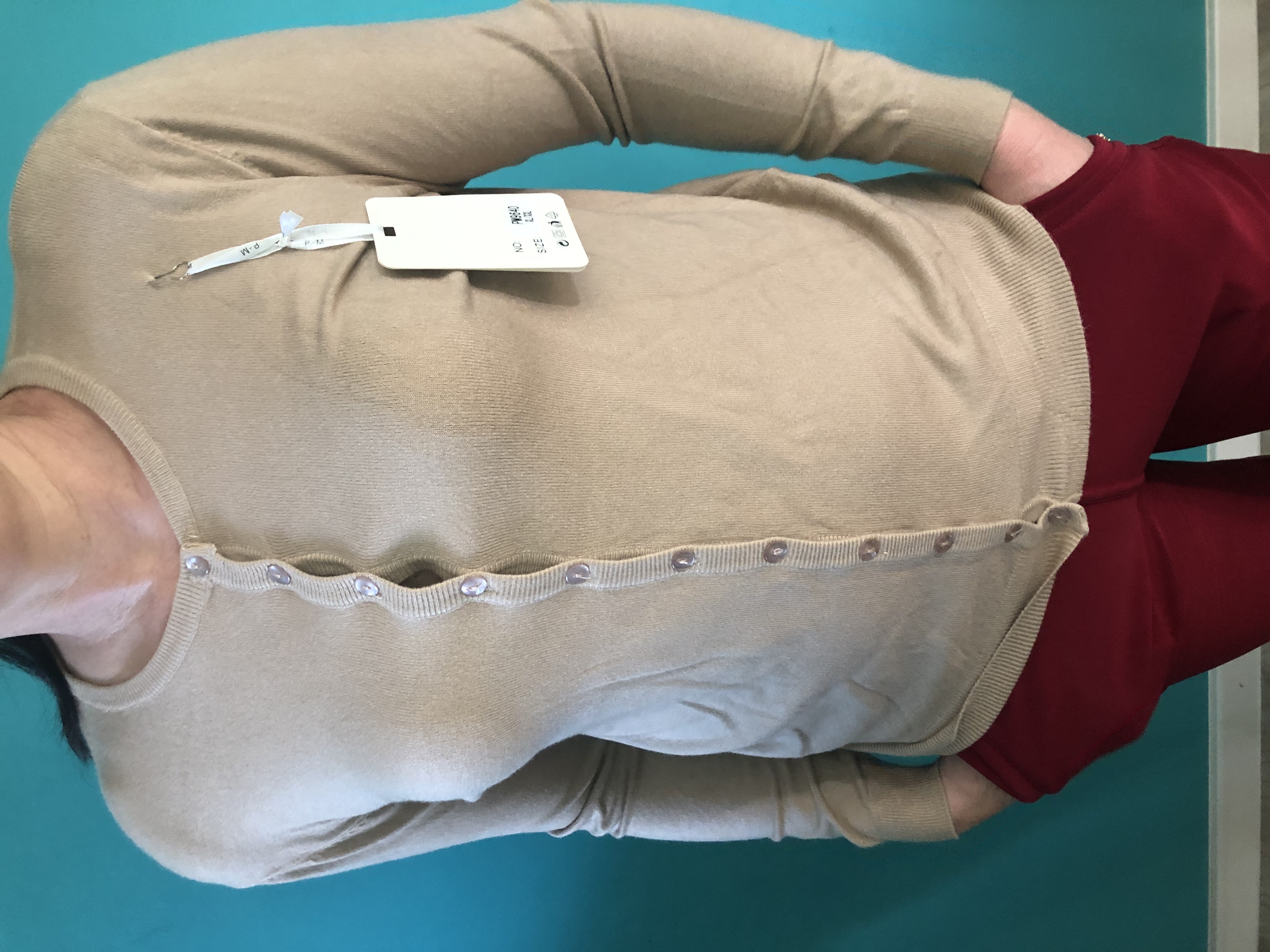 Beżowy kardigan damski