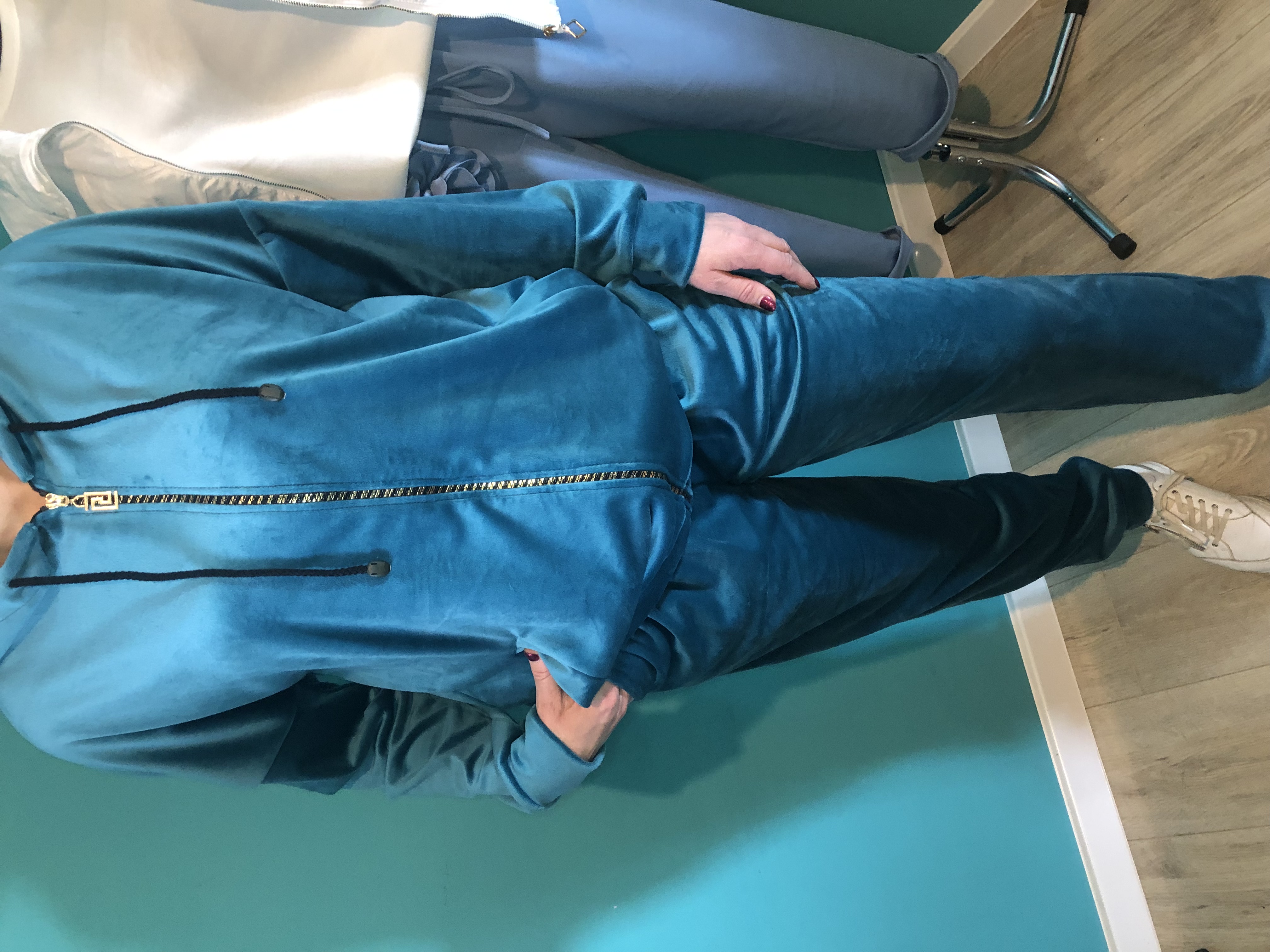 Niebieski dres aksamitny