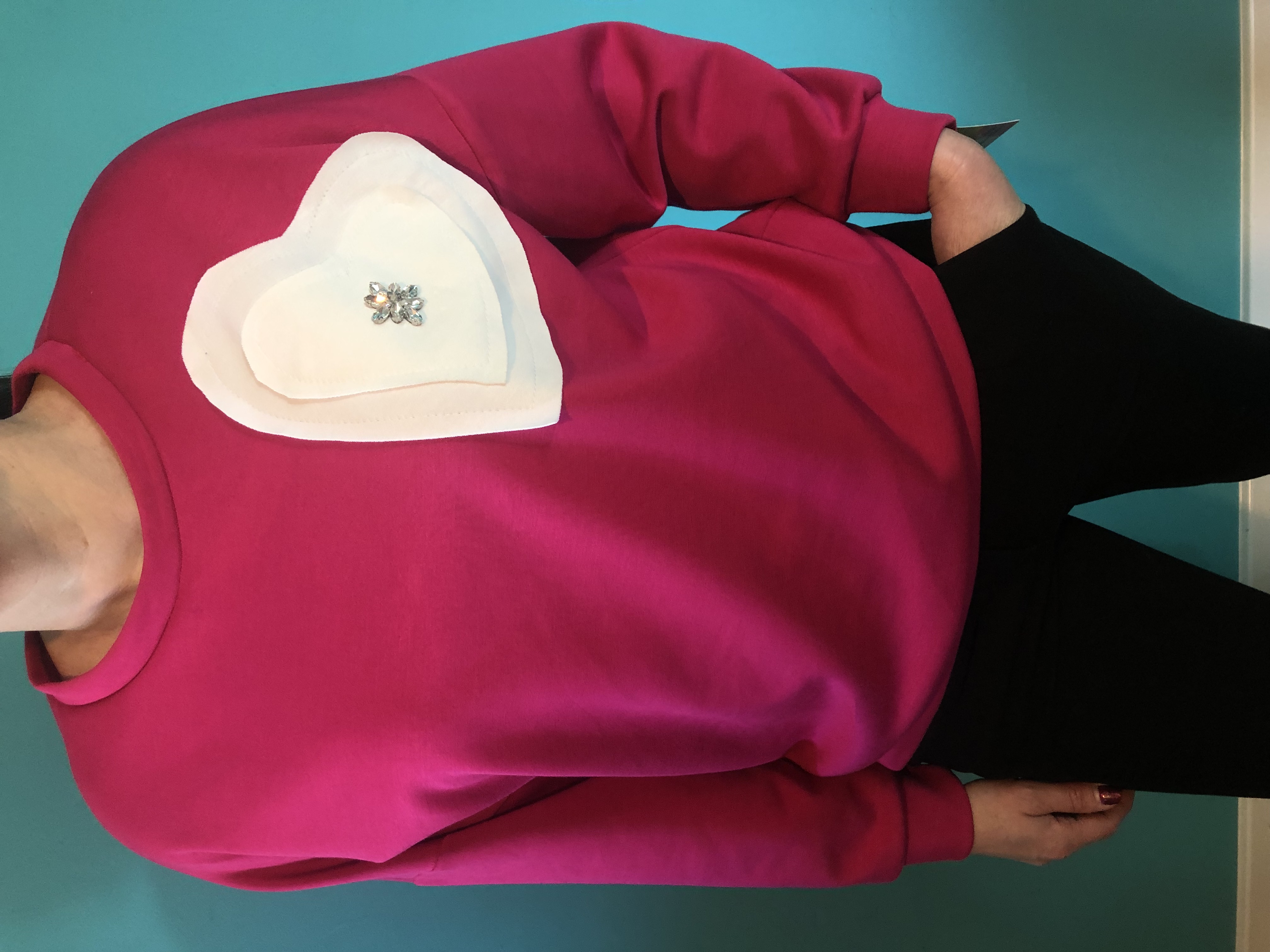 Różowa bluza z sercem