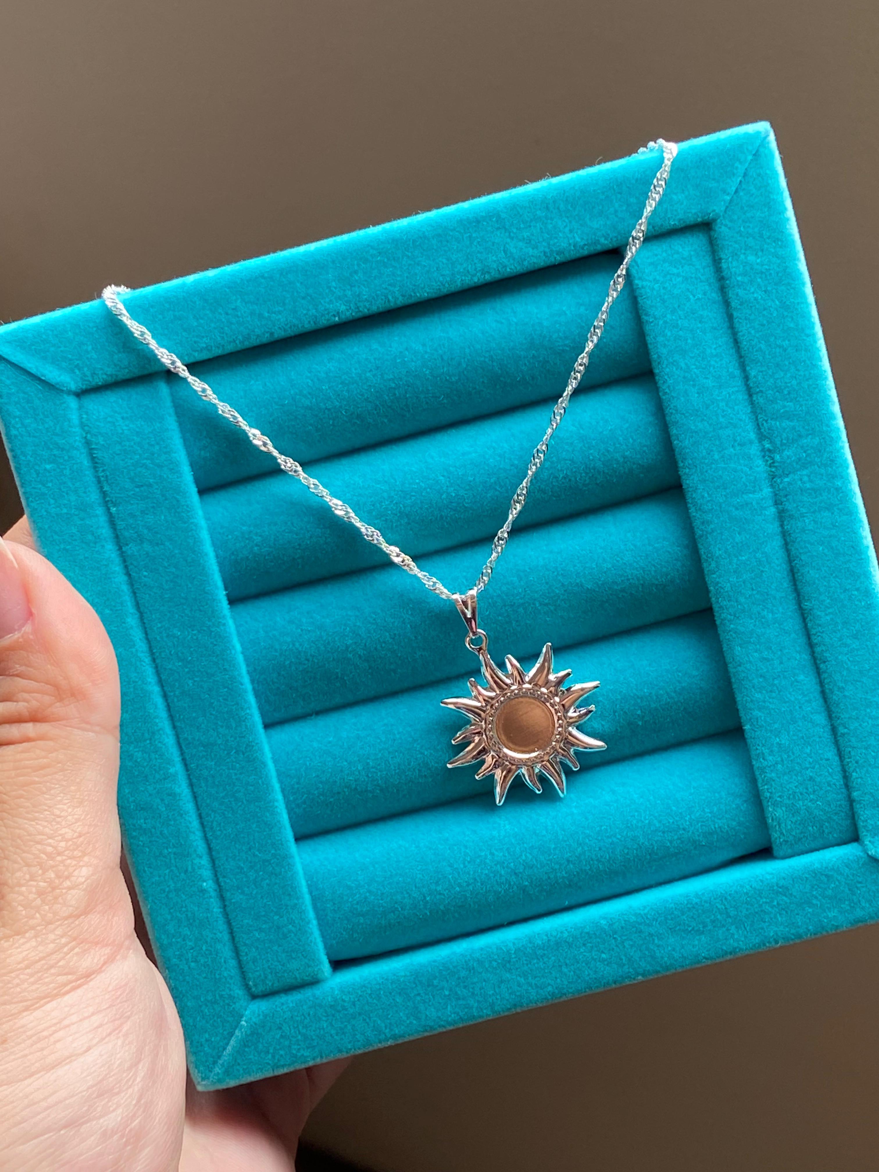 Colar Sol de Enrolados